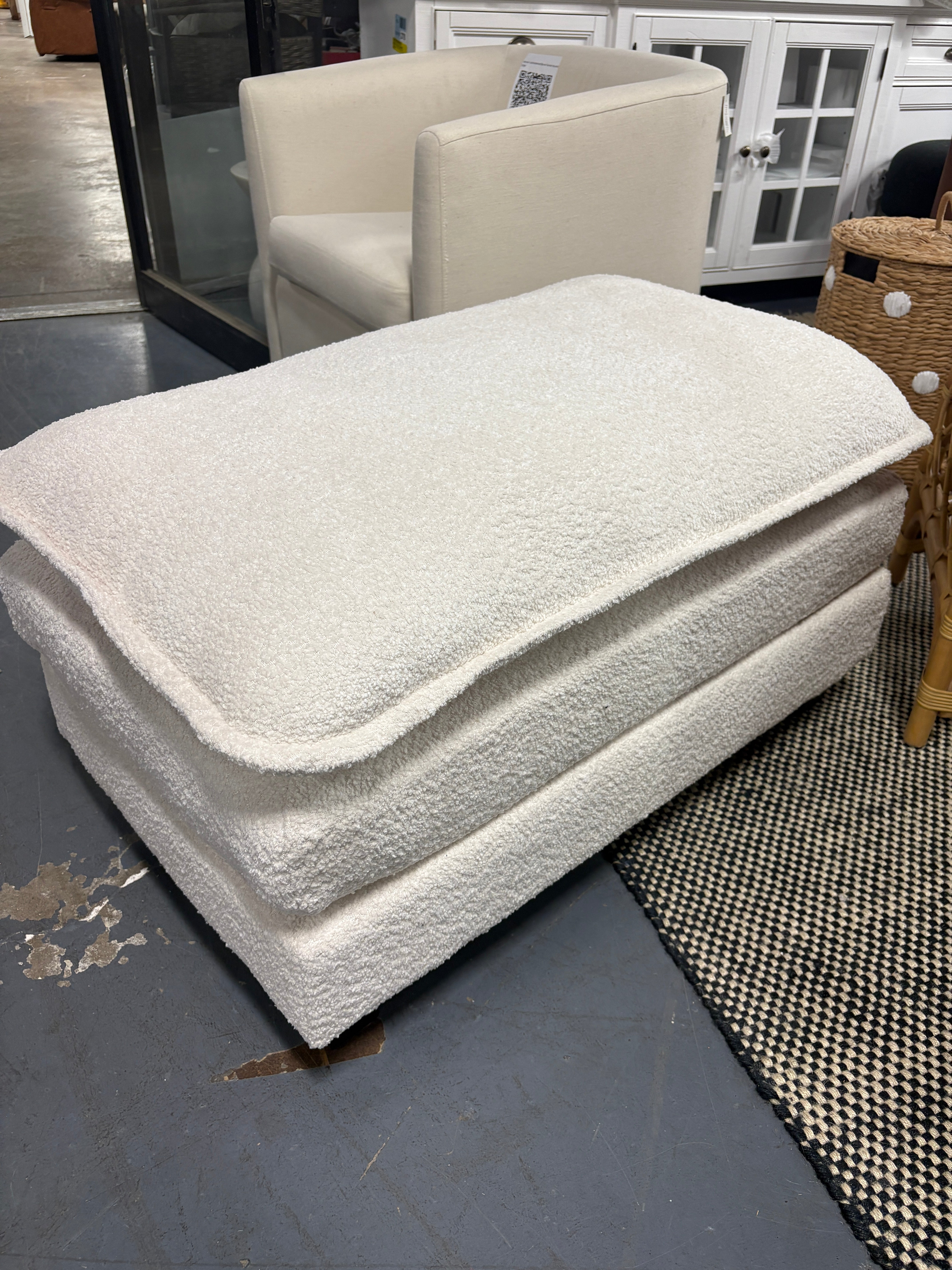 Boucle Ottoman SHOWROOM ITEM