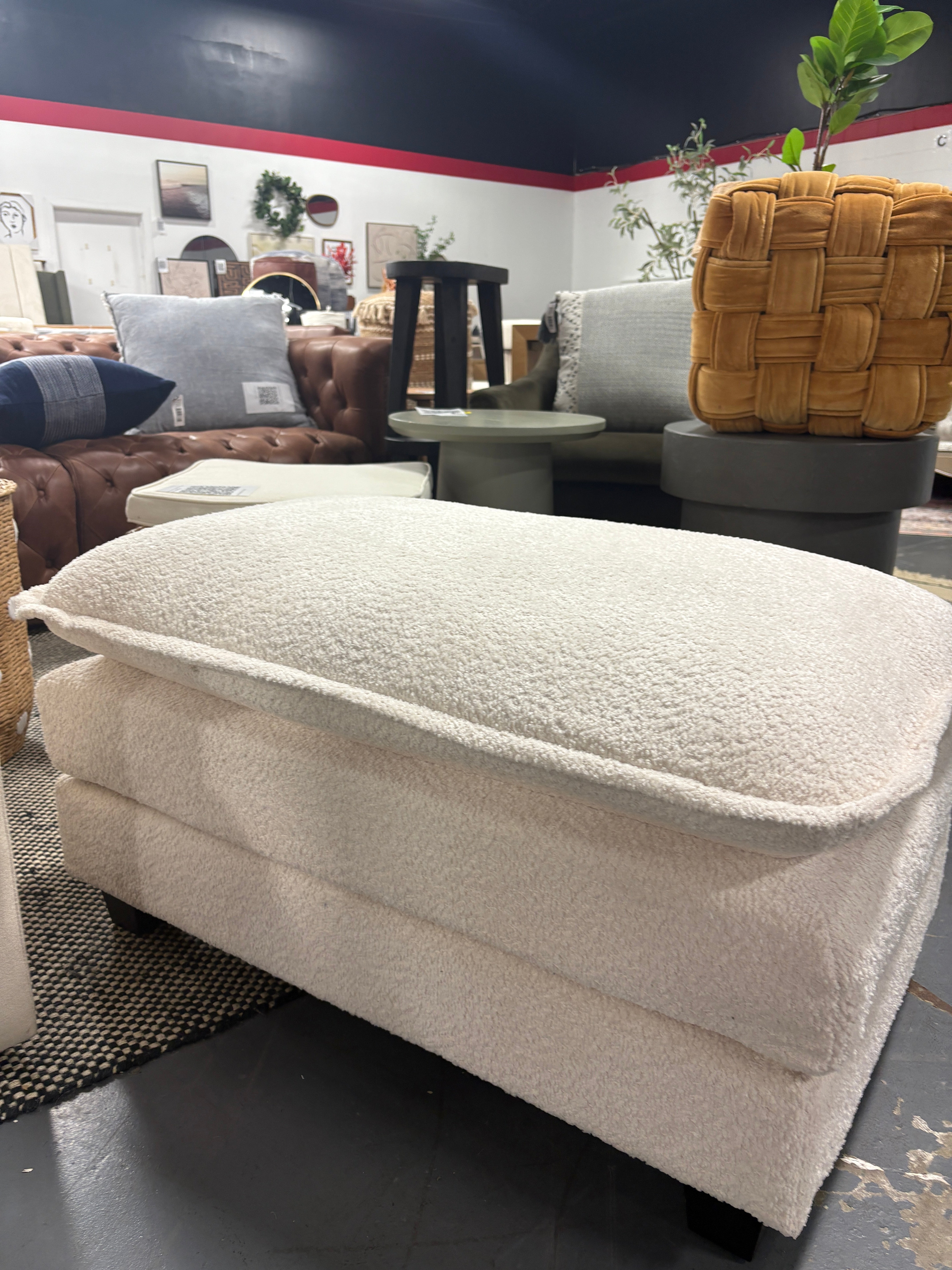 Boucle Ottoman SHOWROOM ITEM