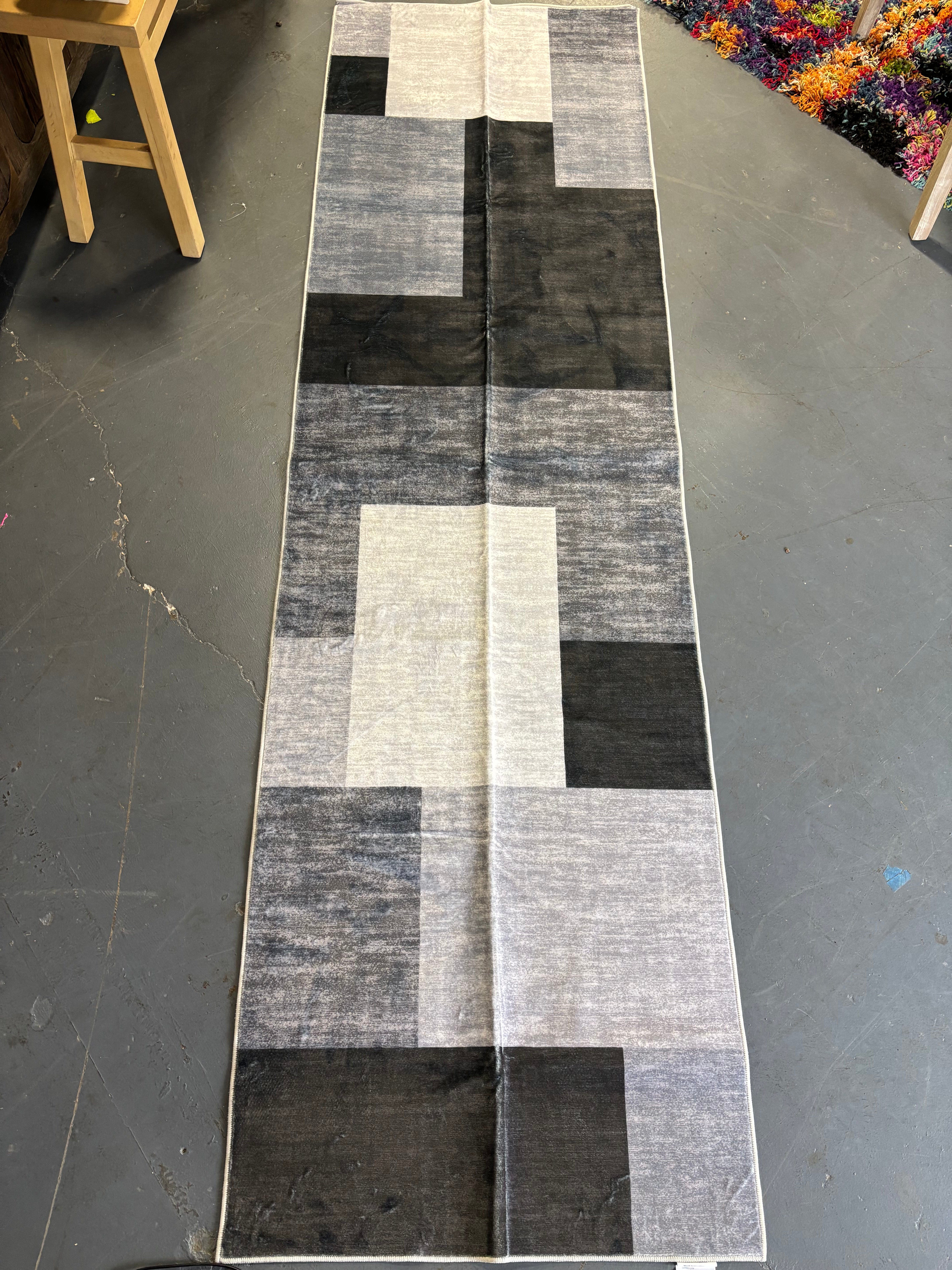 2'3" x 8' Haperlare Contemporary Runner Rug - Gray SHOWROOM ITEM
