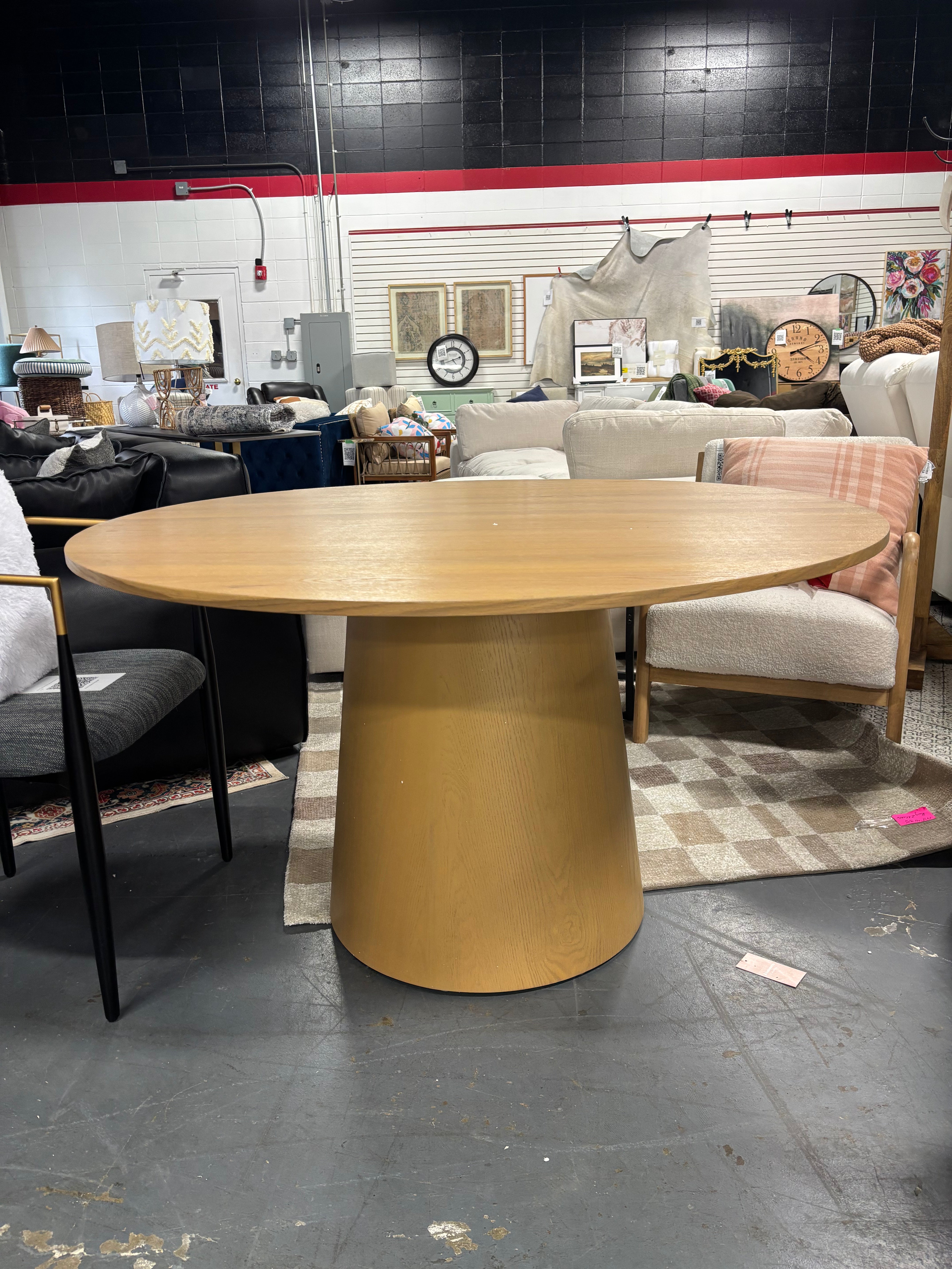 52" Solid Oak Round Pedestal Dining Table SHOWROOM ITEM