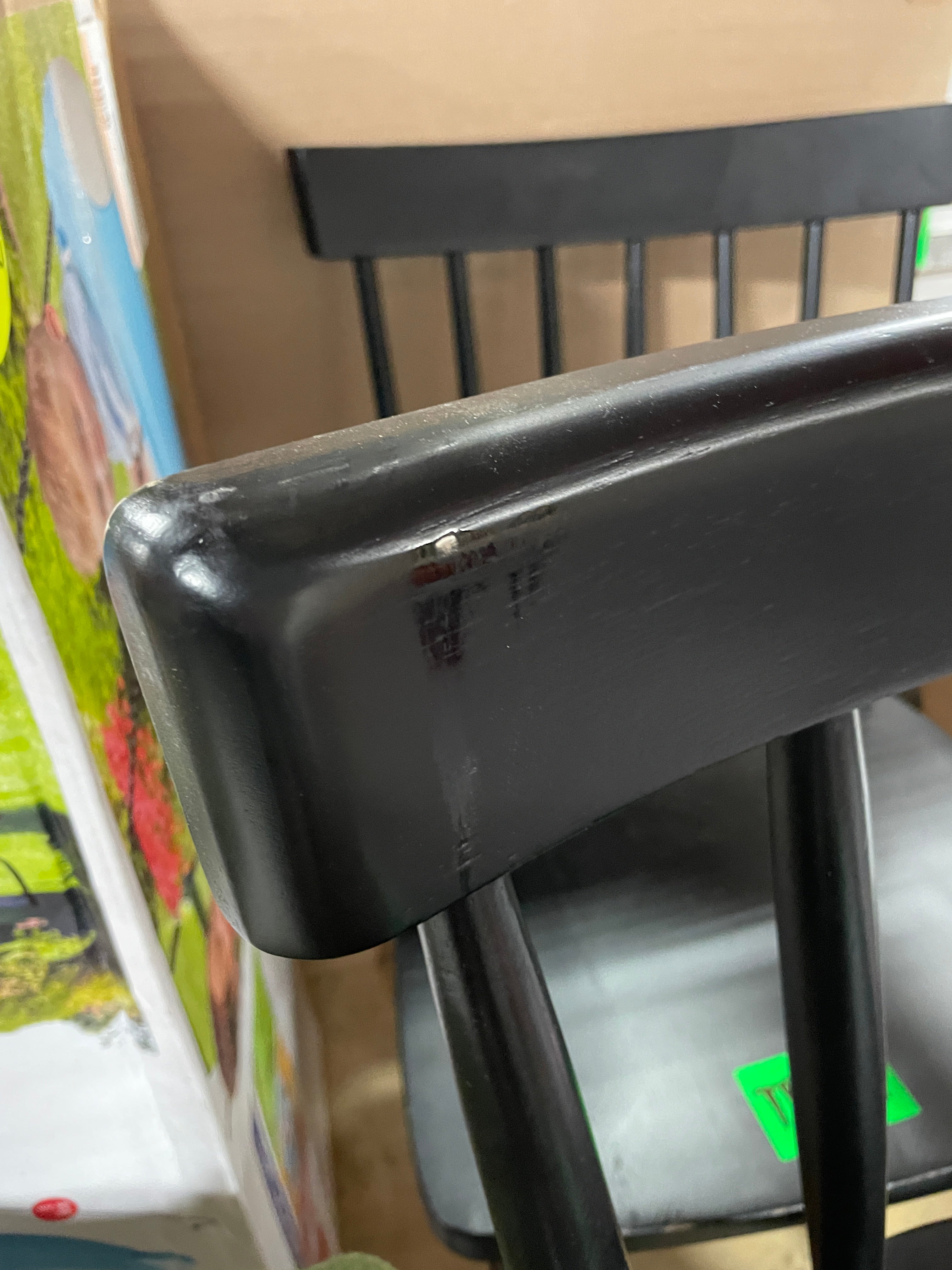 Single Windsor Chair Rubber Wood Dining Chair with Spindle Back