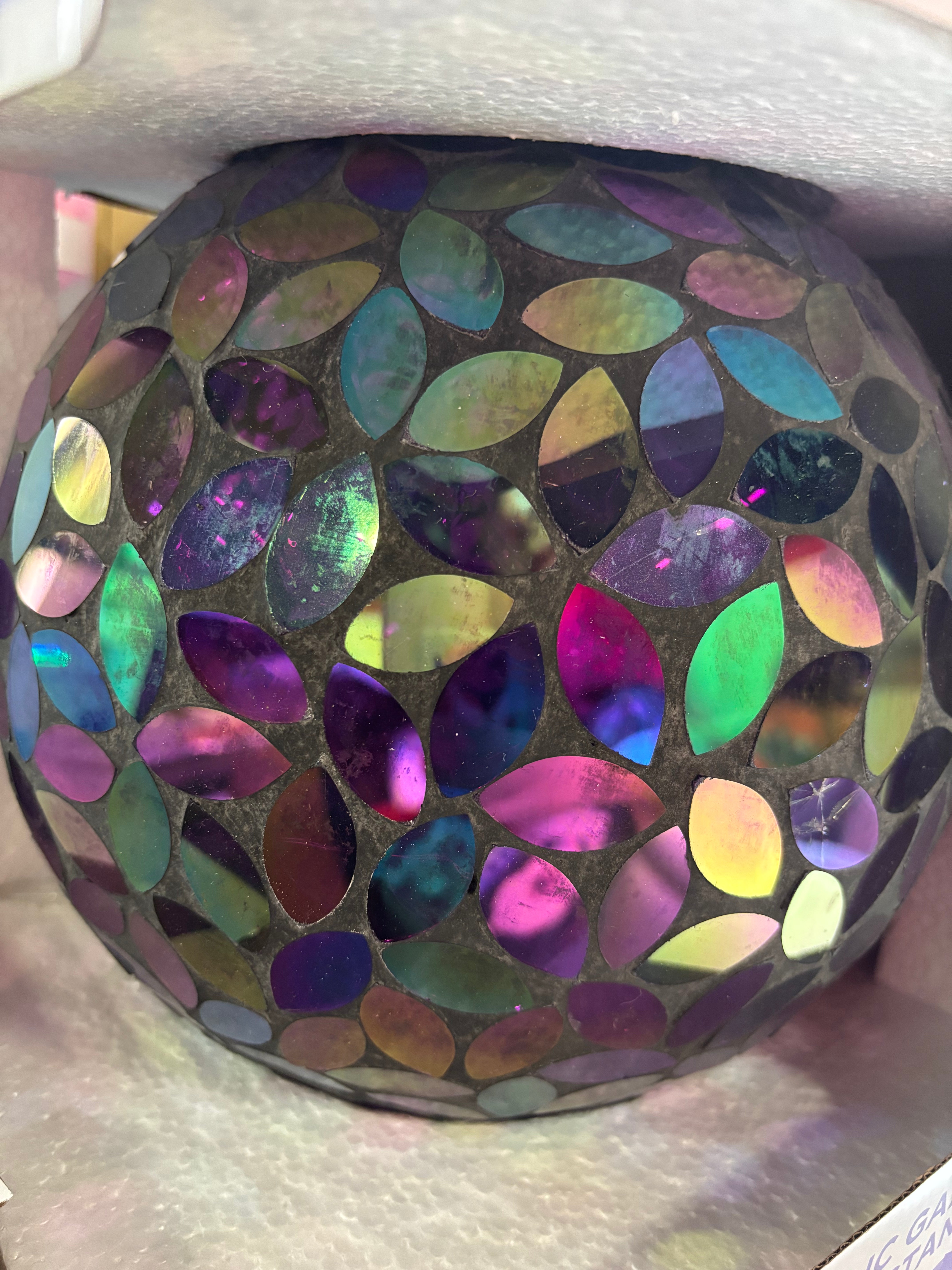 11" Solar Mosaic Iron/Glass Gazing Globe with Stand - Purple SHOWROOM ITEM