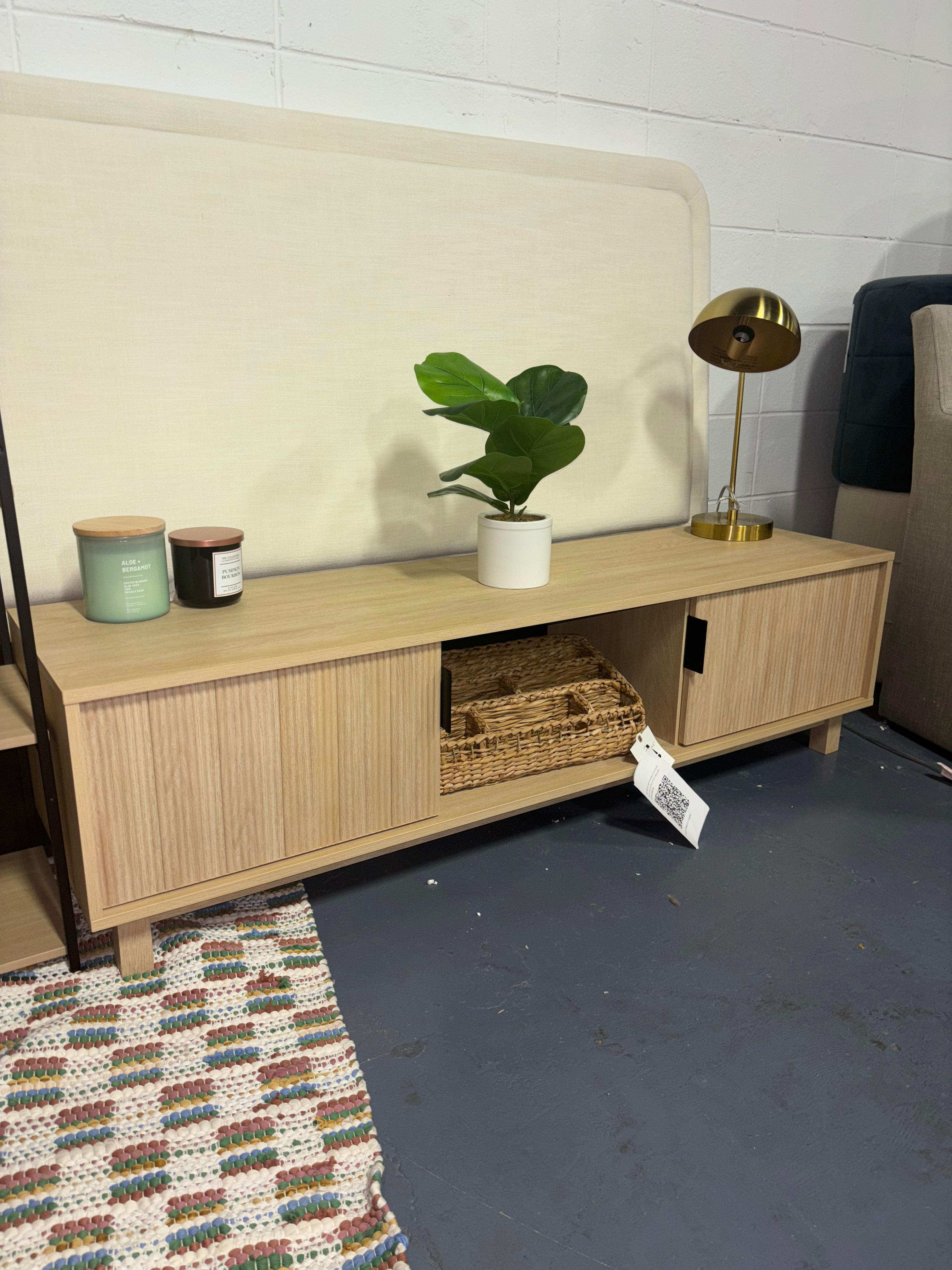 Farmann Reeded 2-Door TV Stand - Coastal Oak SHOWROOM ITEM