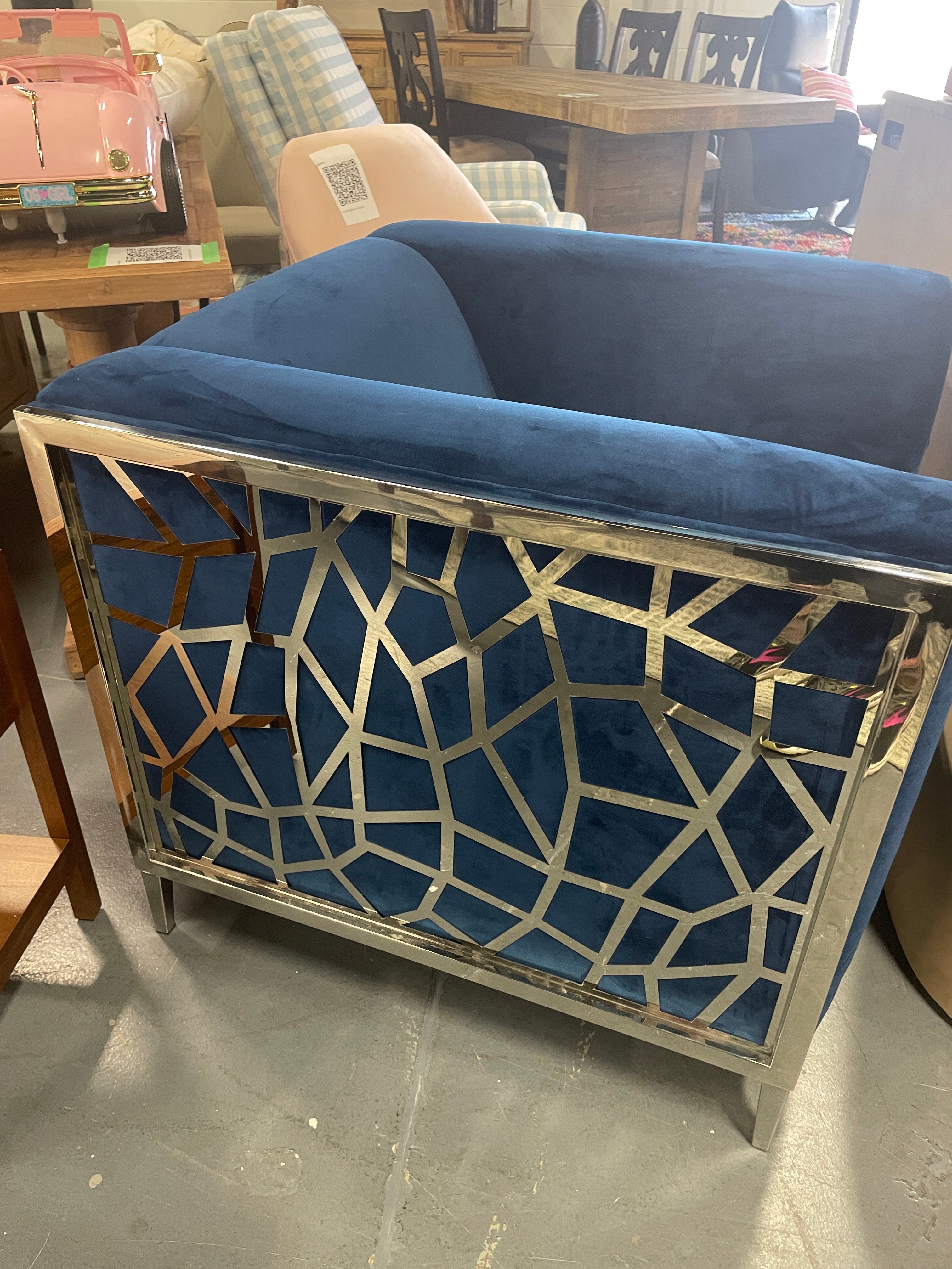 Sansa Velvet Armchair SHOWROOM ITEM ONLY