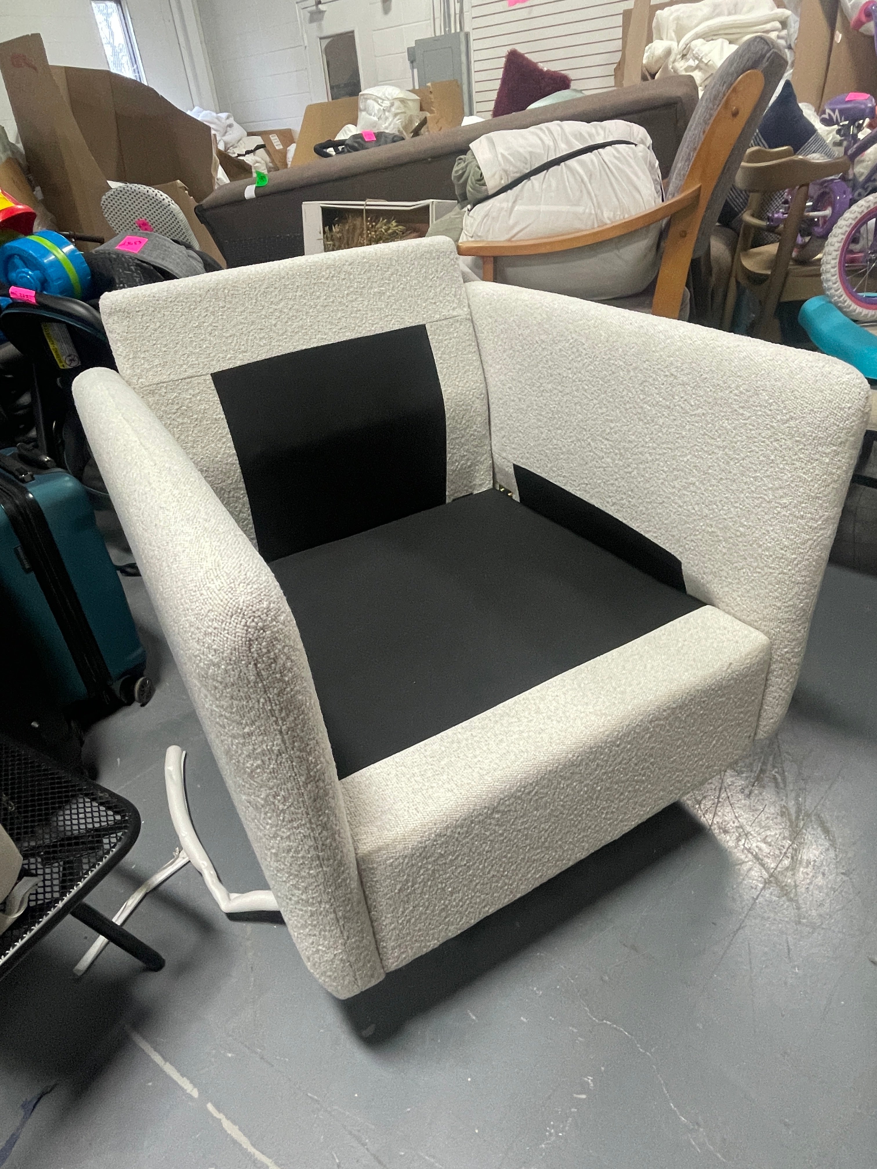 Boucle Upholstered Swivel Arm Chair