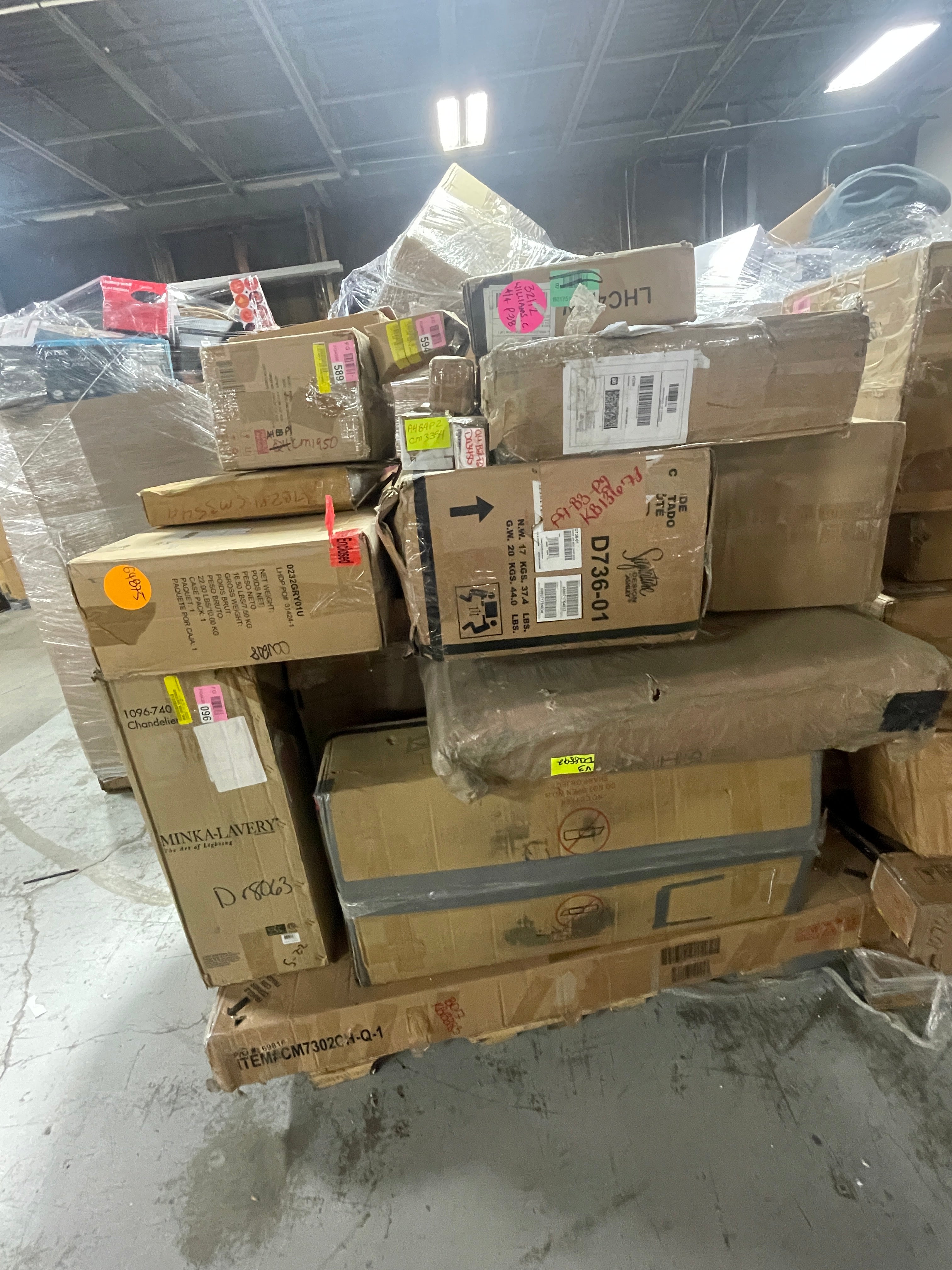 1 pallet of mixed stools, lighting, home decor, mixed home goods