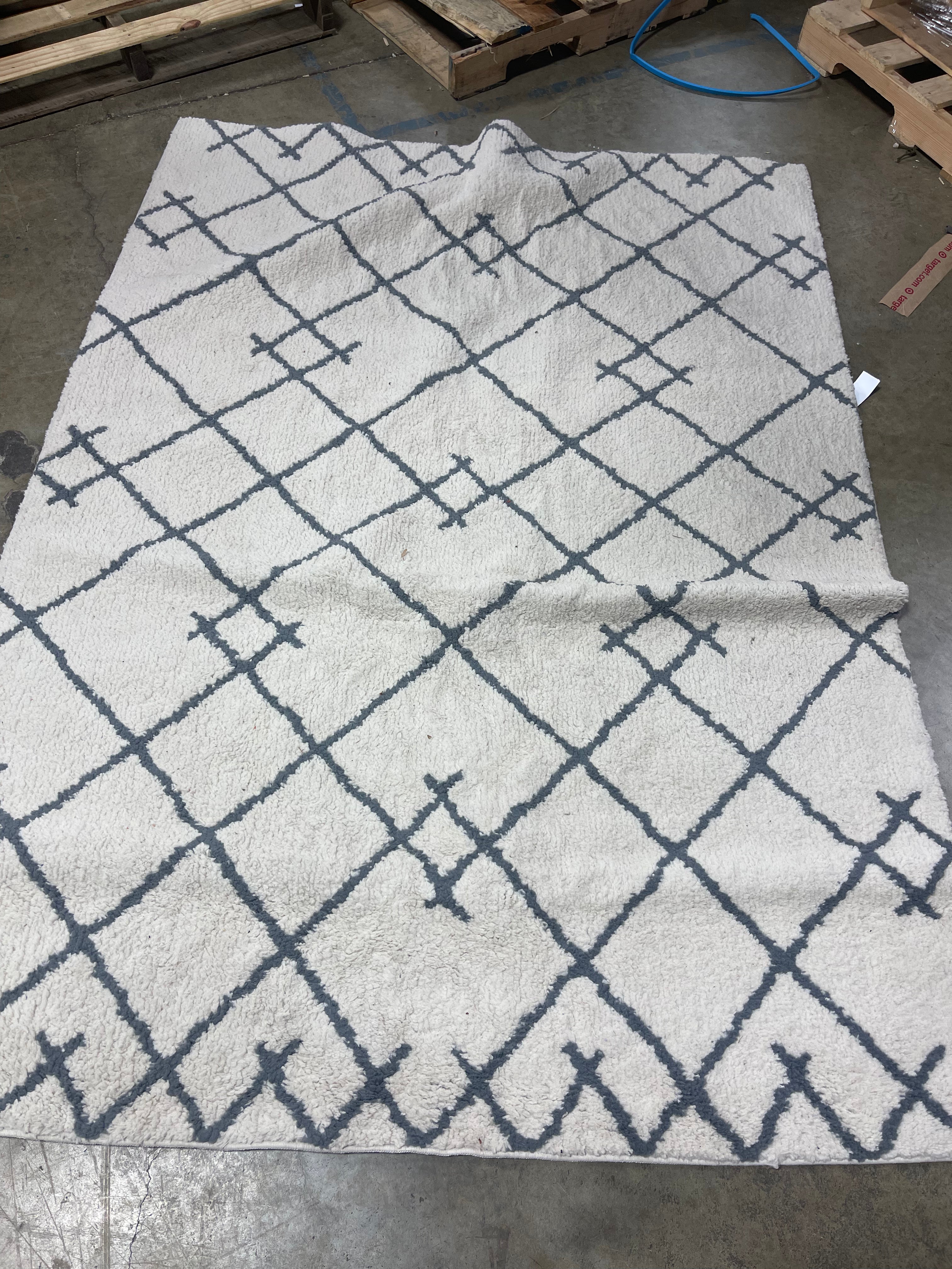 Bixel Tufted Rug - Cream