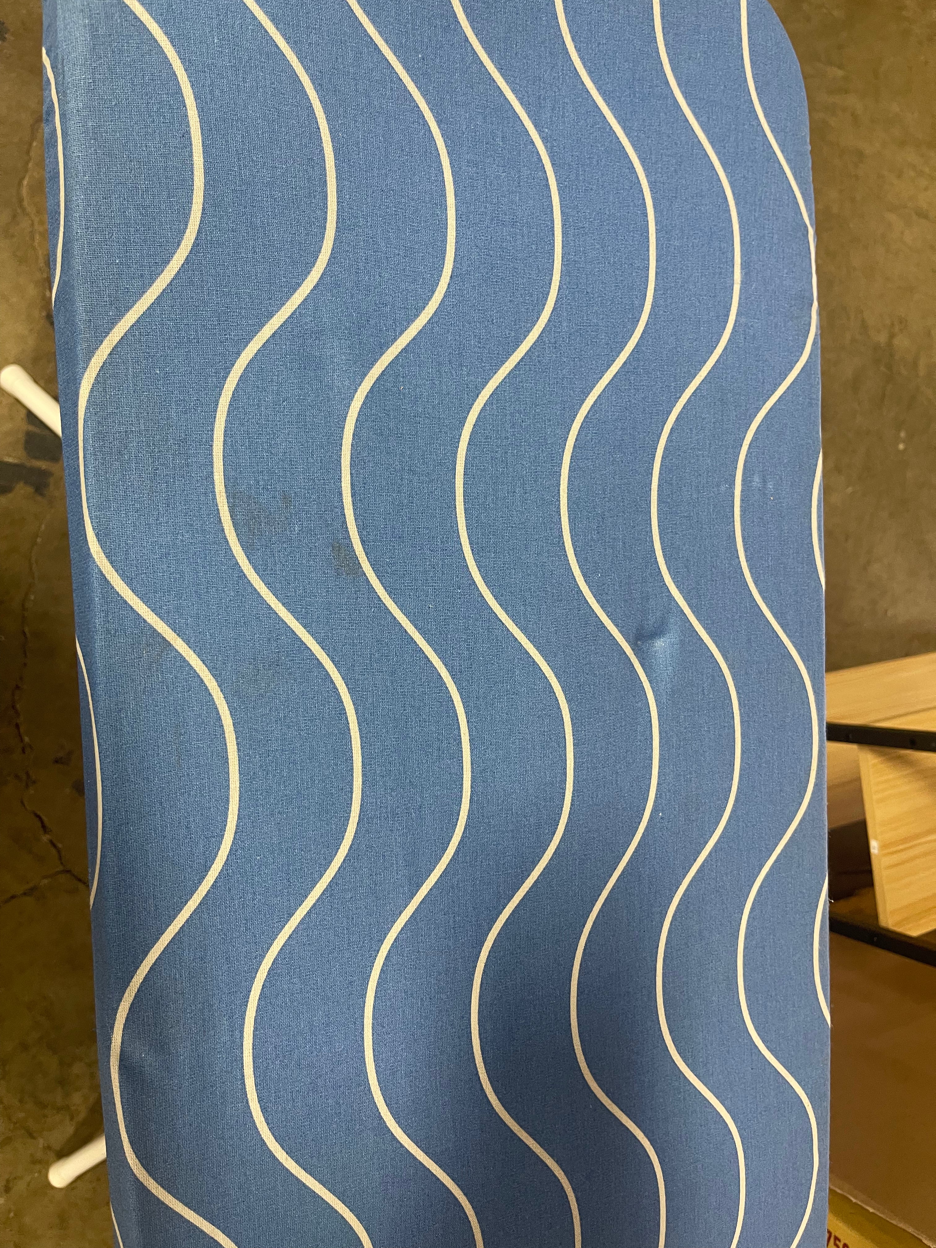 4 Leg Ironing Board, Blue Cover