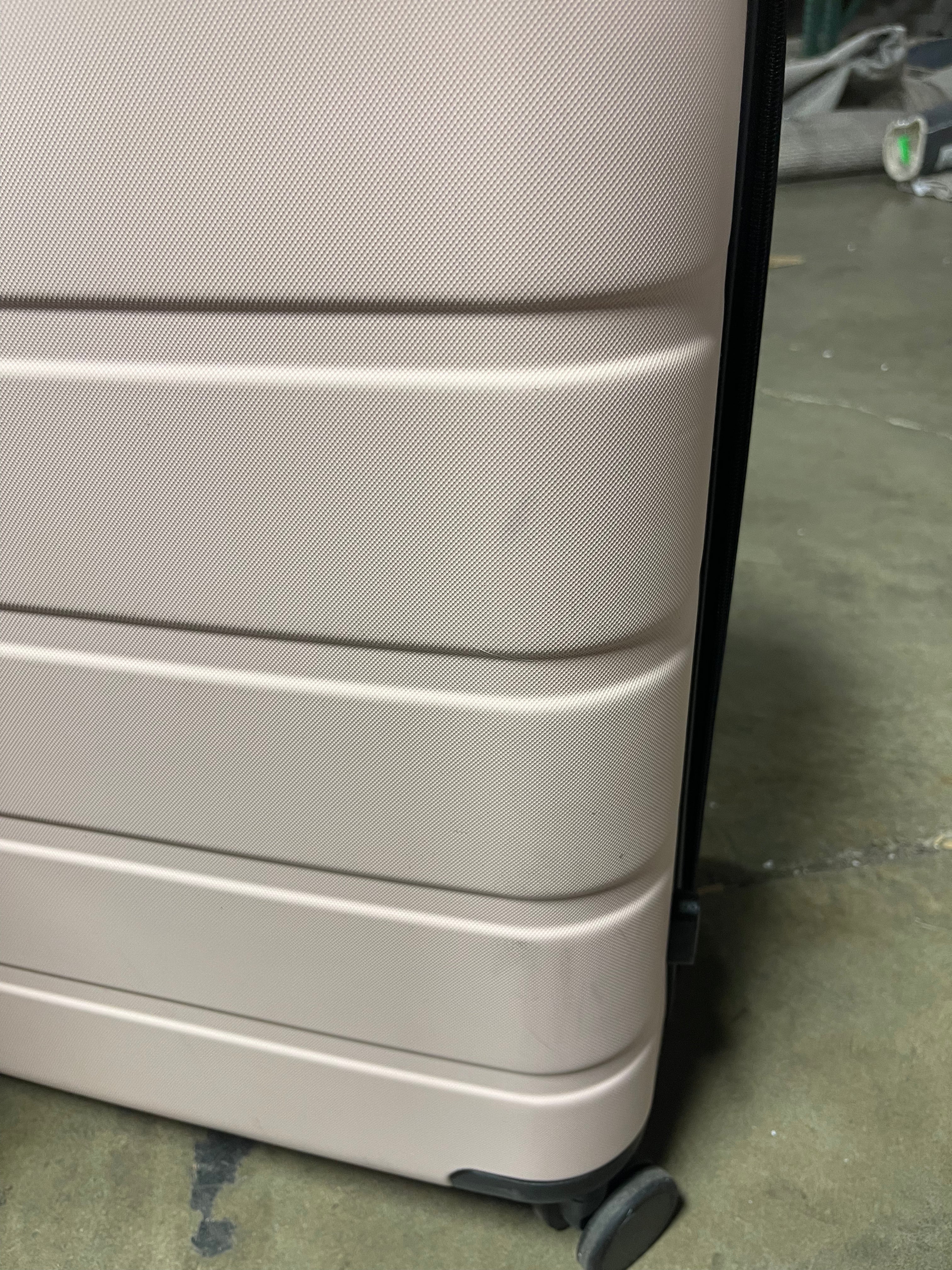 Hardside Large Checked Spinner Suitcase