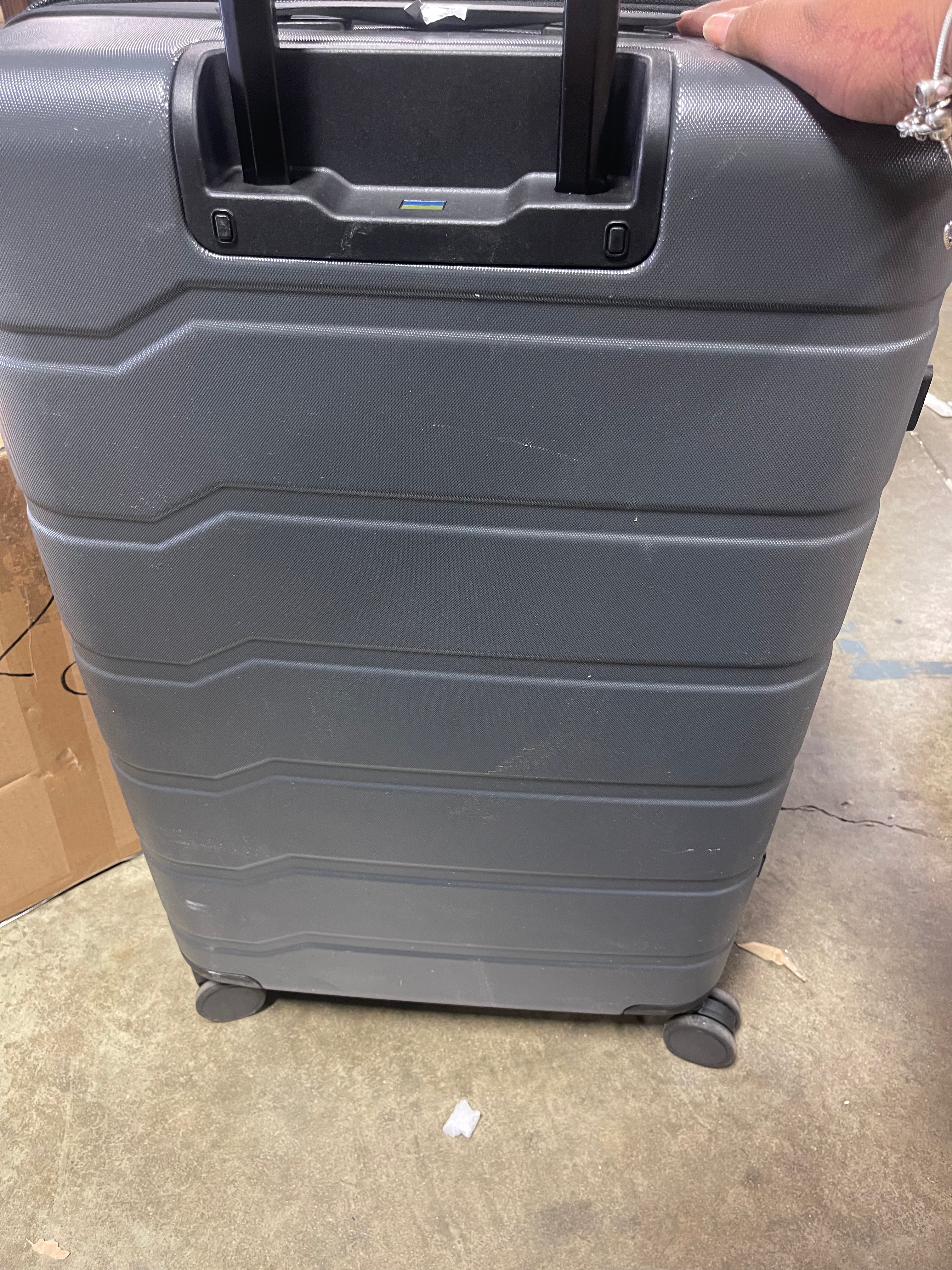 Hardside Large Checked Spinner Suitcase