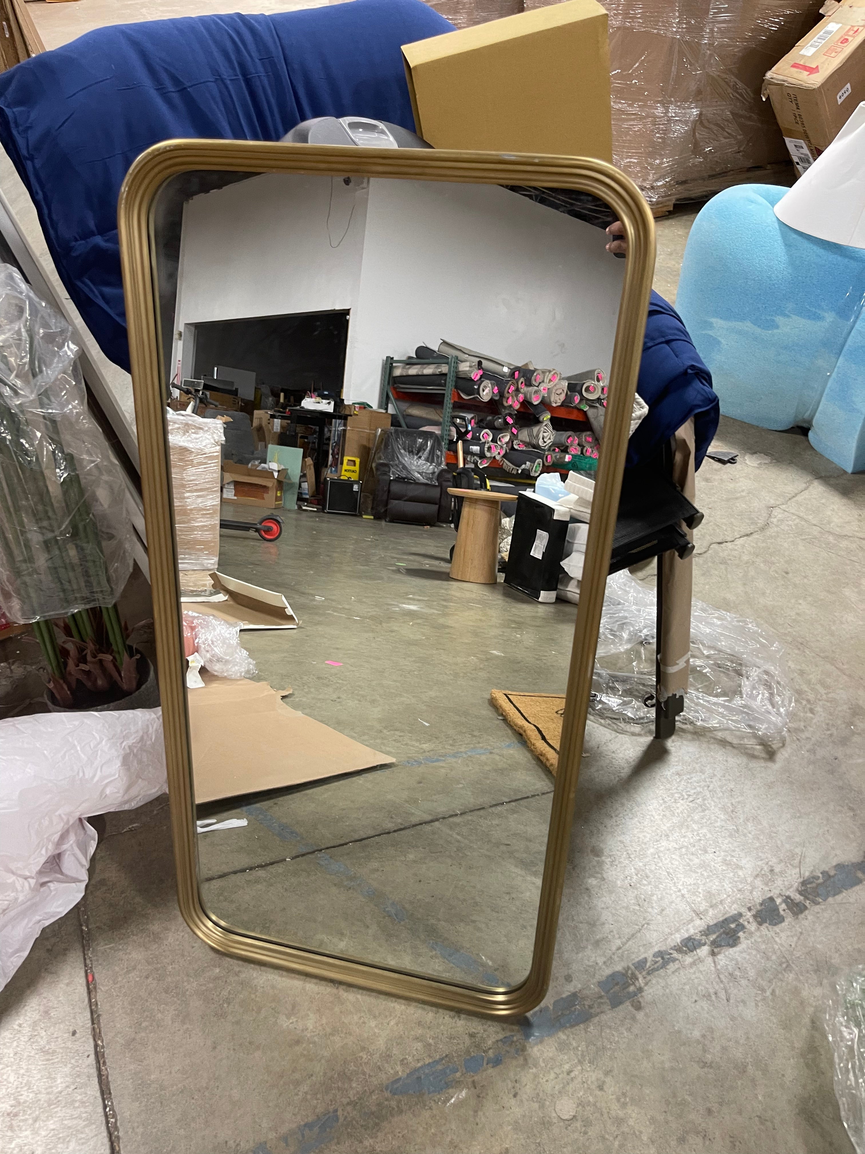 Rectangular Decorative Mirror with Rounded Corners