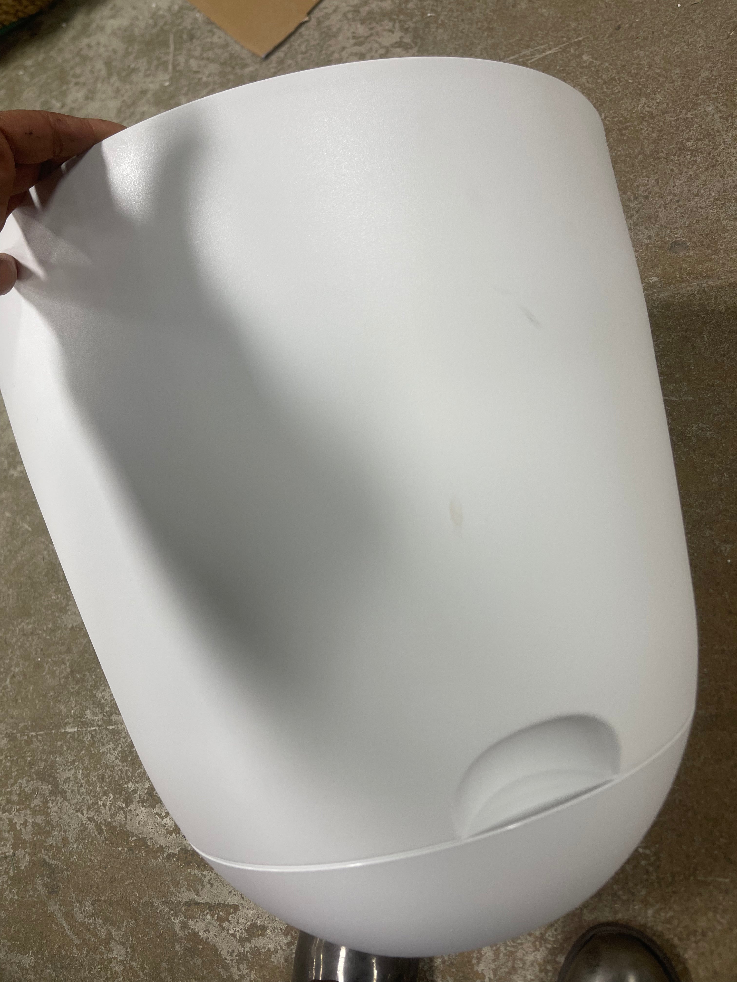 Self-Watering Plastic Indoor Outdoor Planter Pot