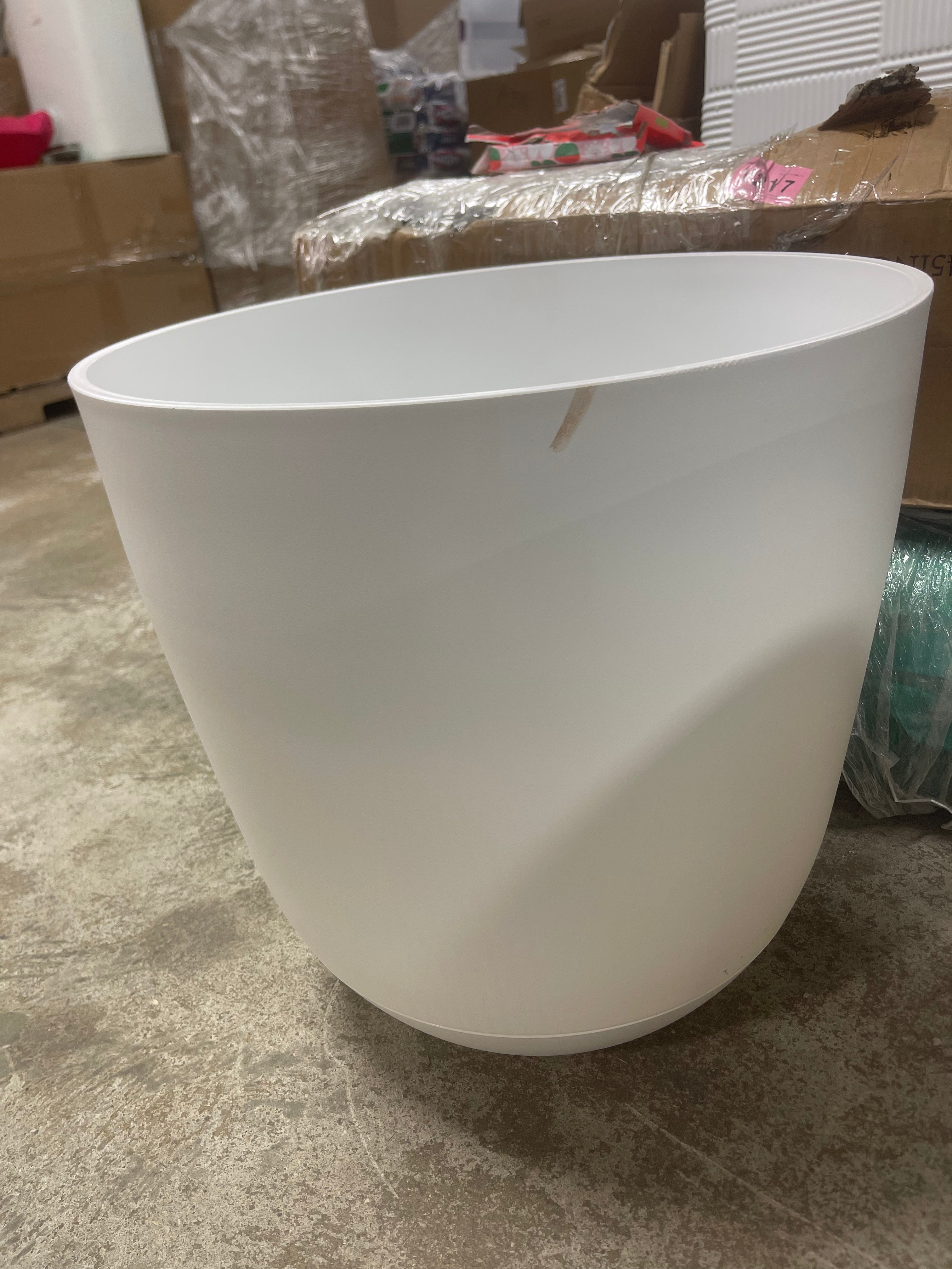 Self-Watering Plastic Indoor Outdoor Planter Pot
