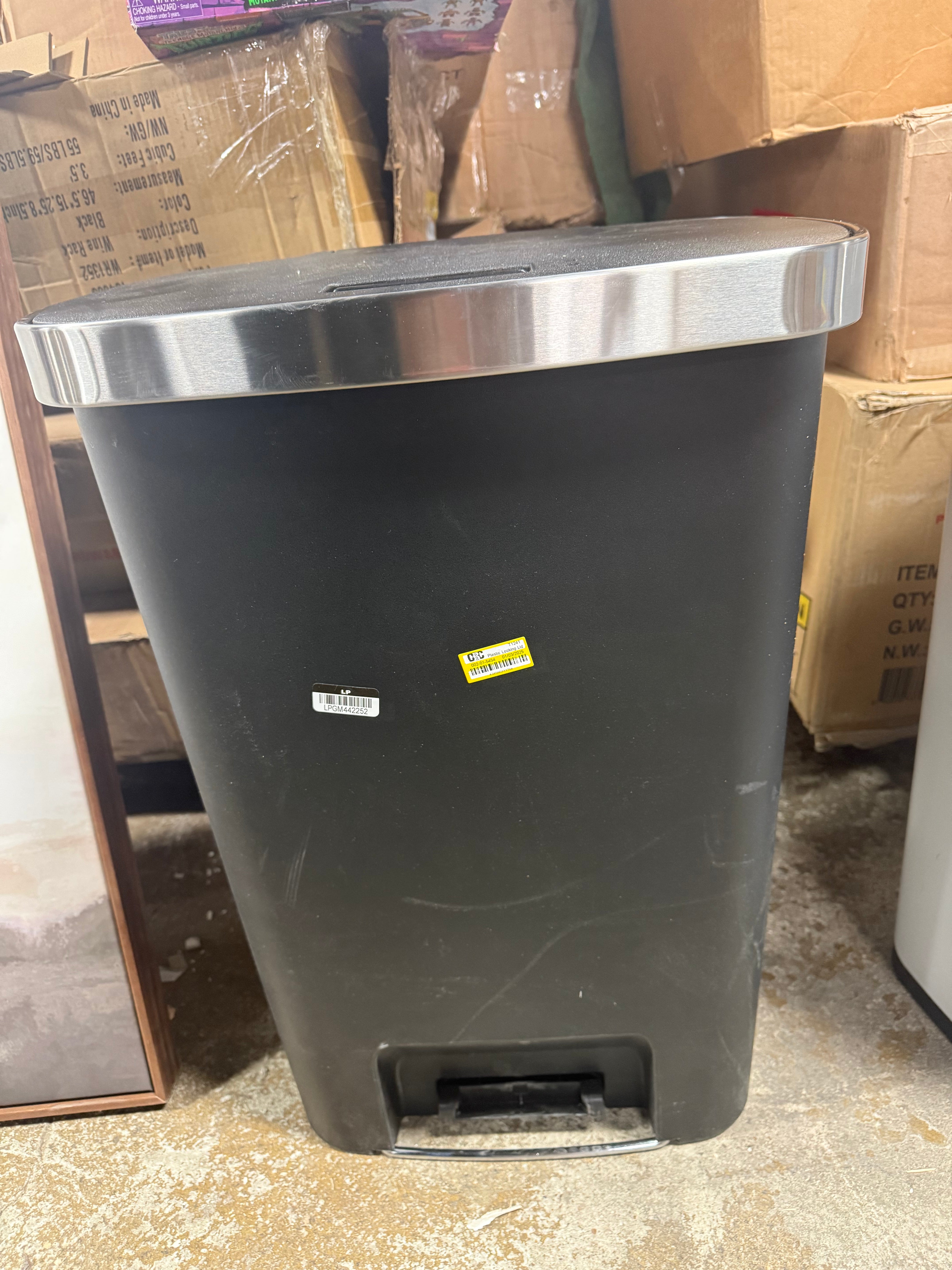 Plastic Locking Lid Step Trash Can Black - Indoor Kitchen Garbage Can, Spot Clean