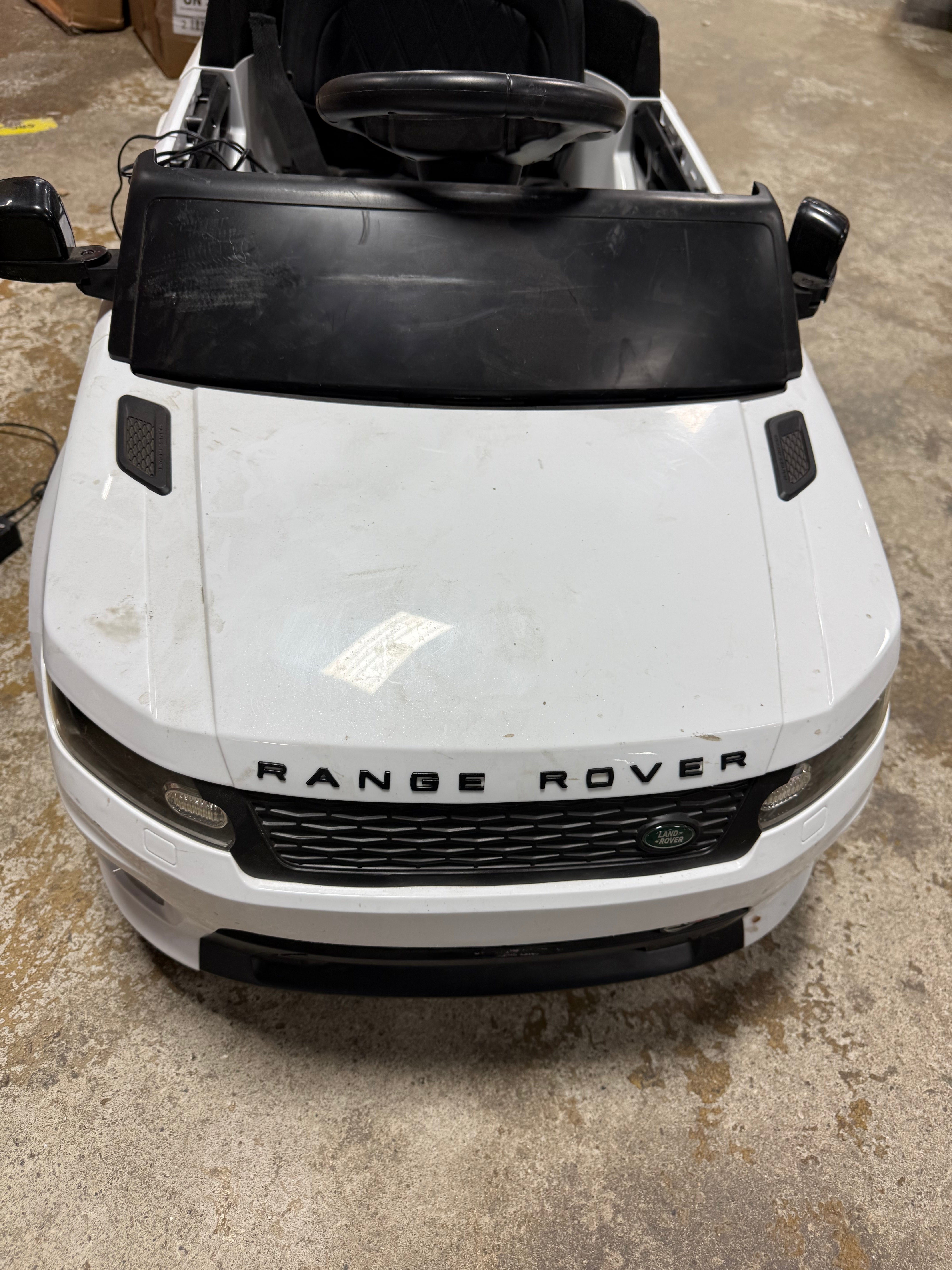 Range Rover Powered Ride-On - White