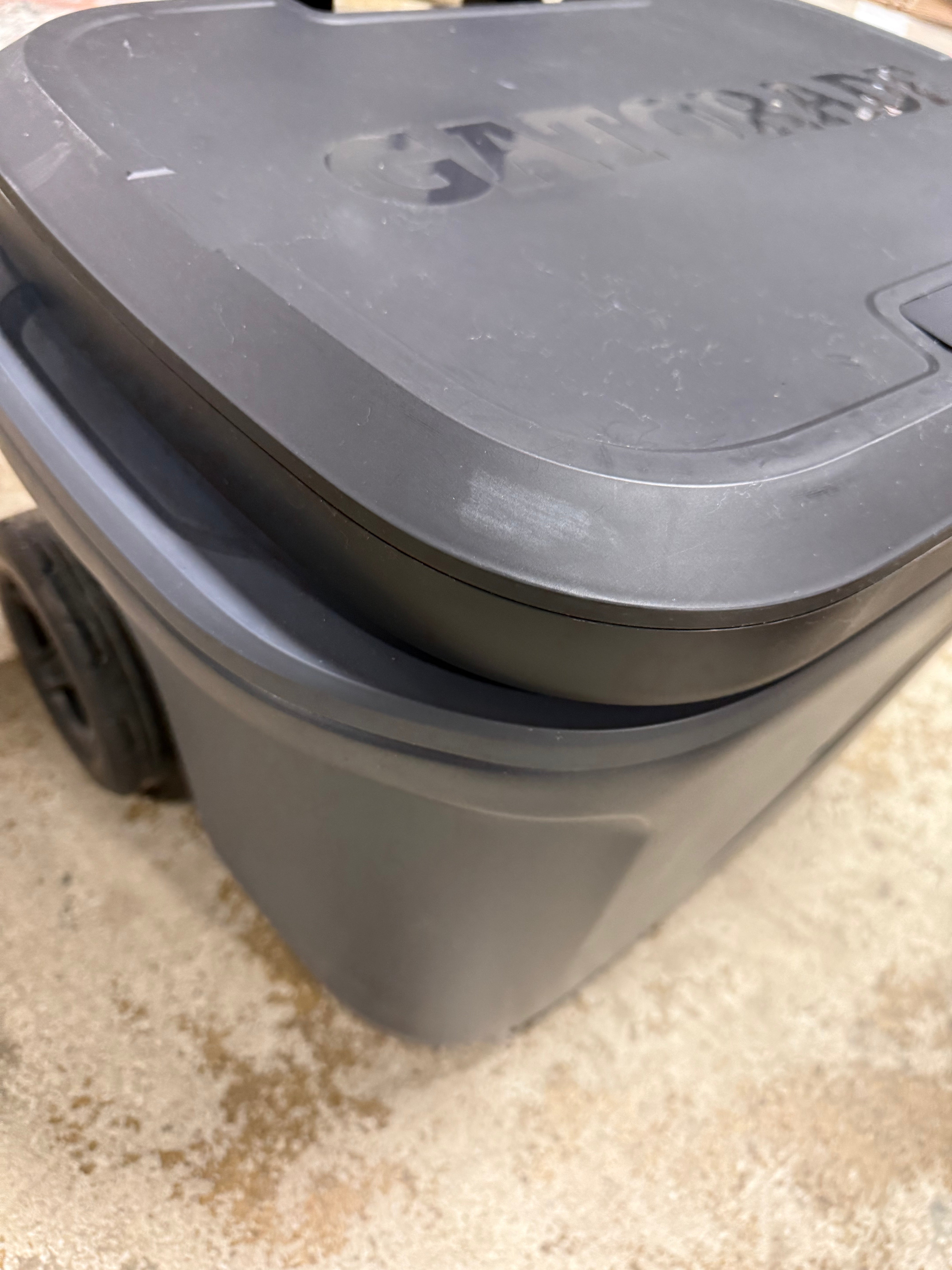 Huddle Rolling Cooler