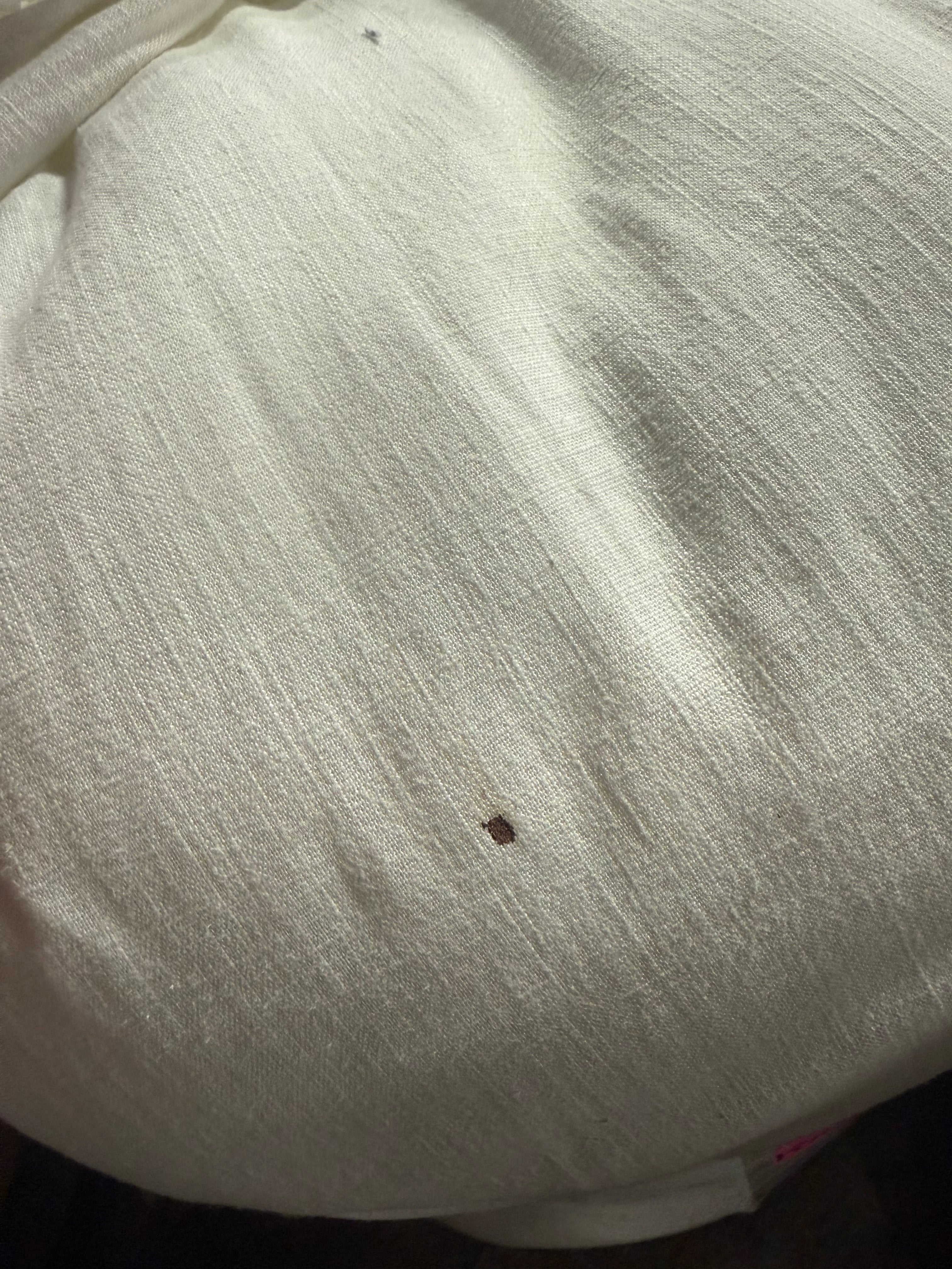 Heavyweight Linen Blend White King/Cal-King Comforter