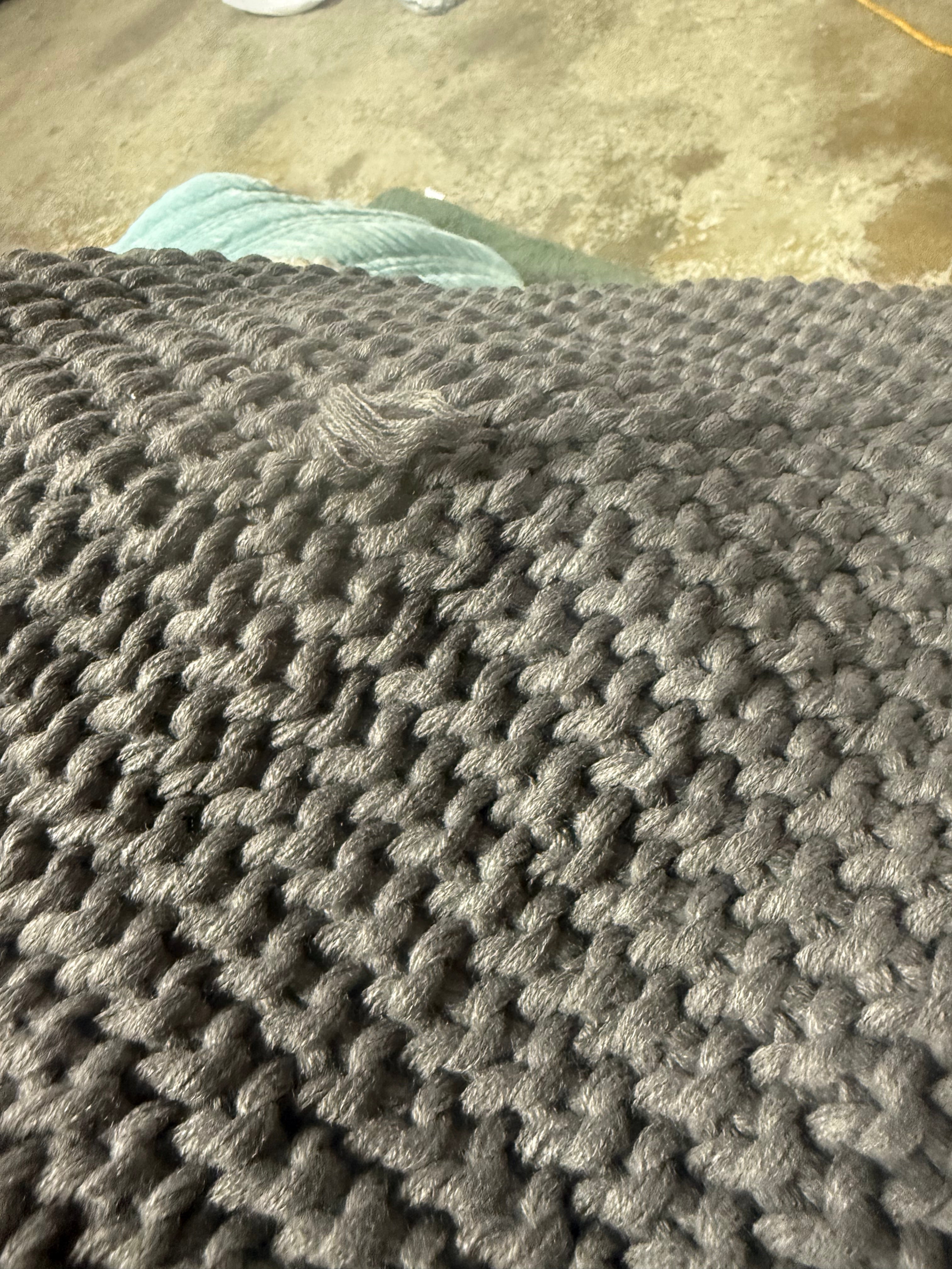 Chunky Knit Bed Blanket - King