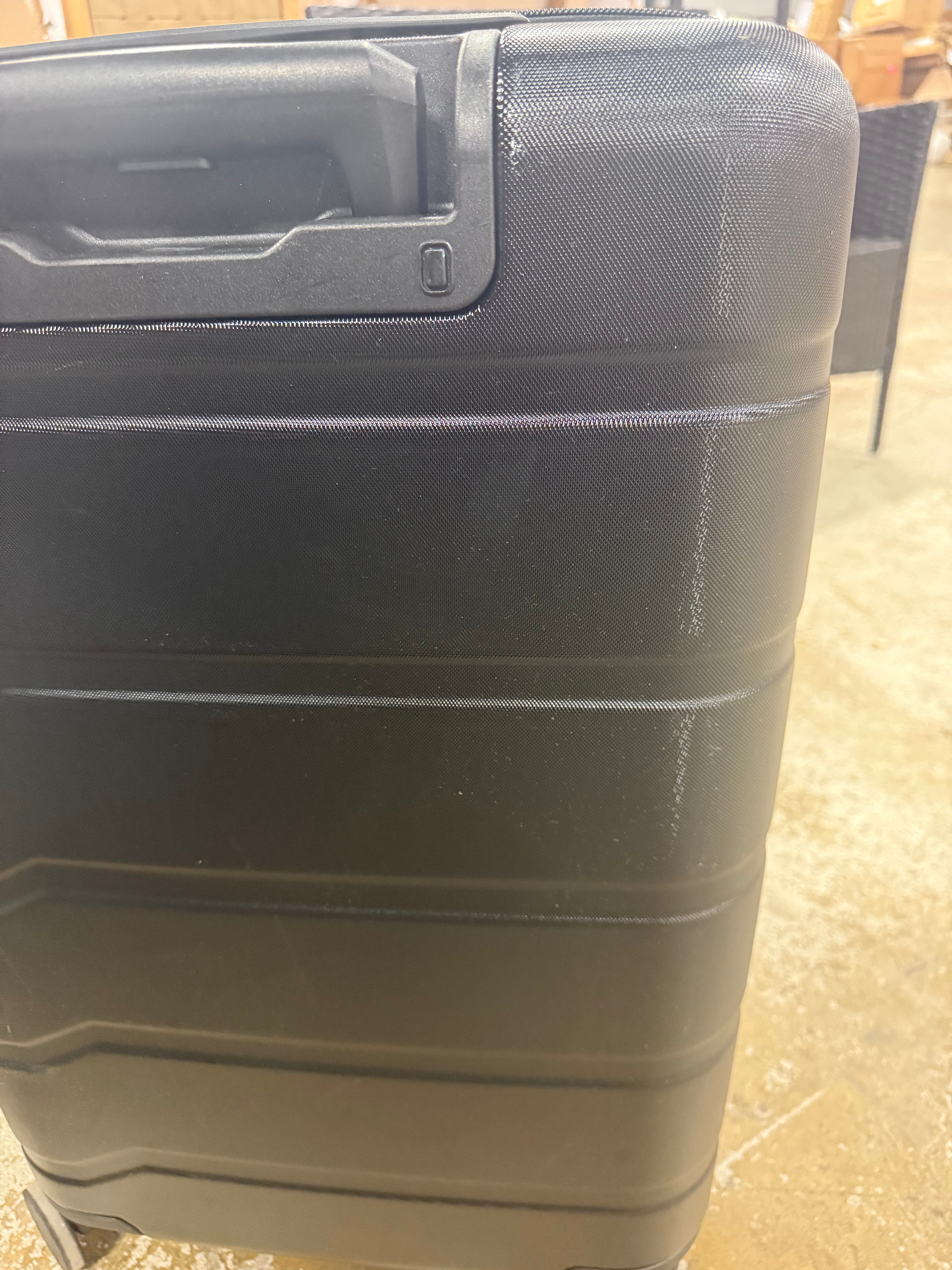Hardside Medium Checked Suitcase