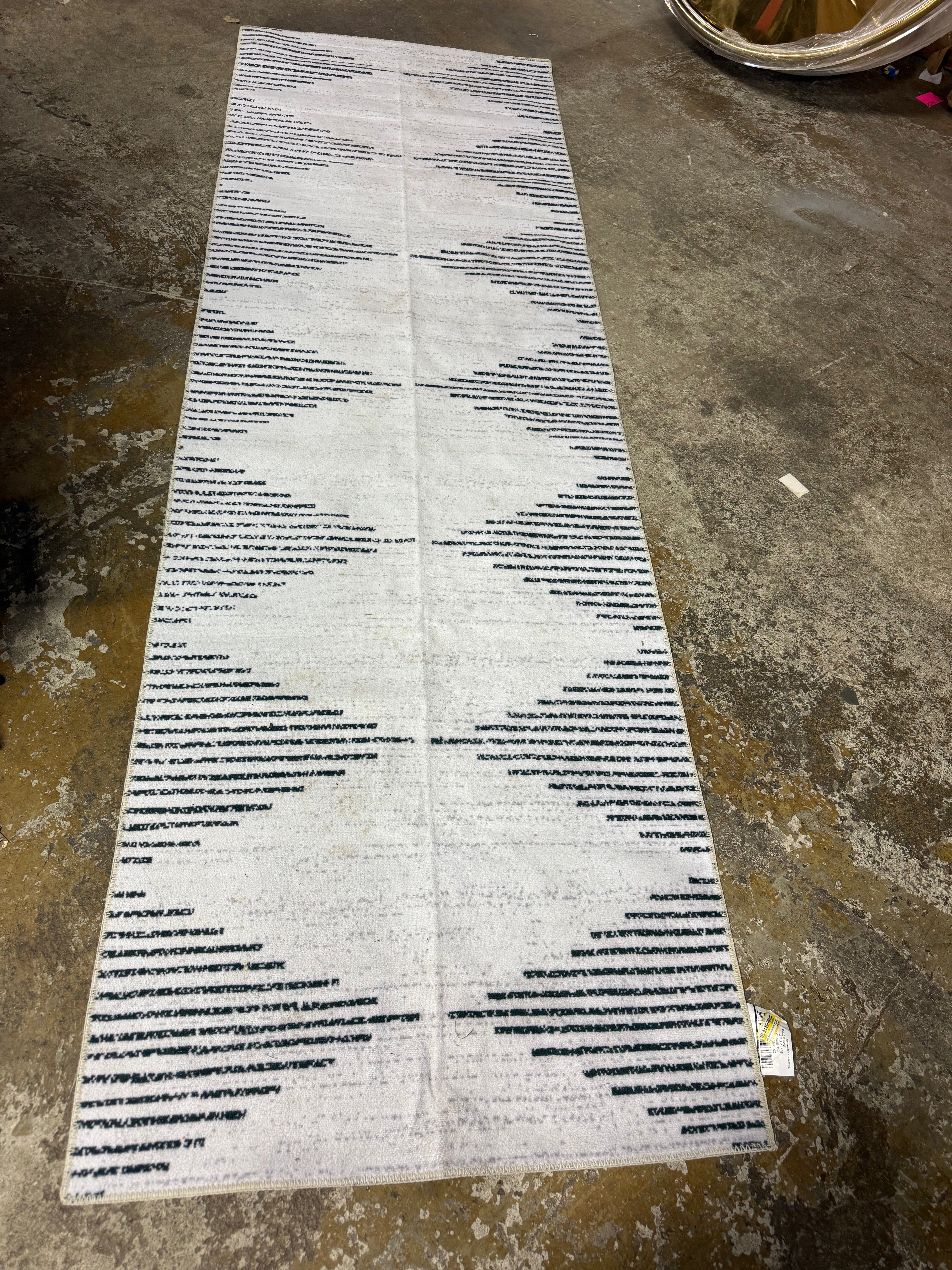 Laurel Medallion Machine Washable Area Rug 2'6"x8'