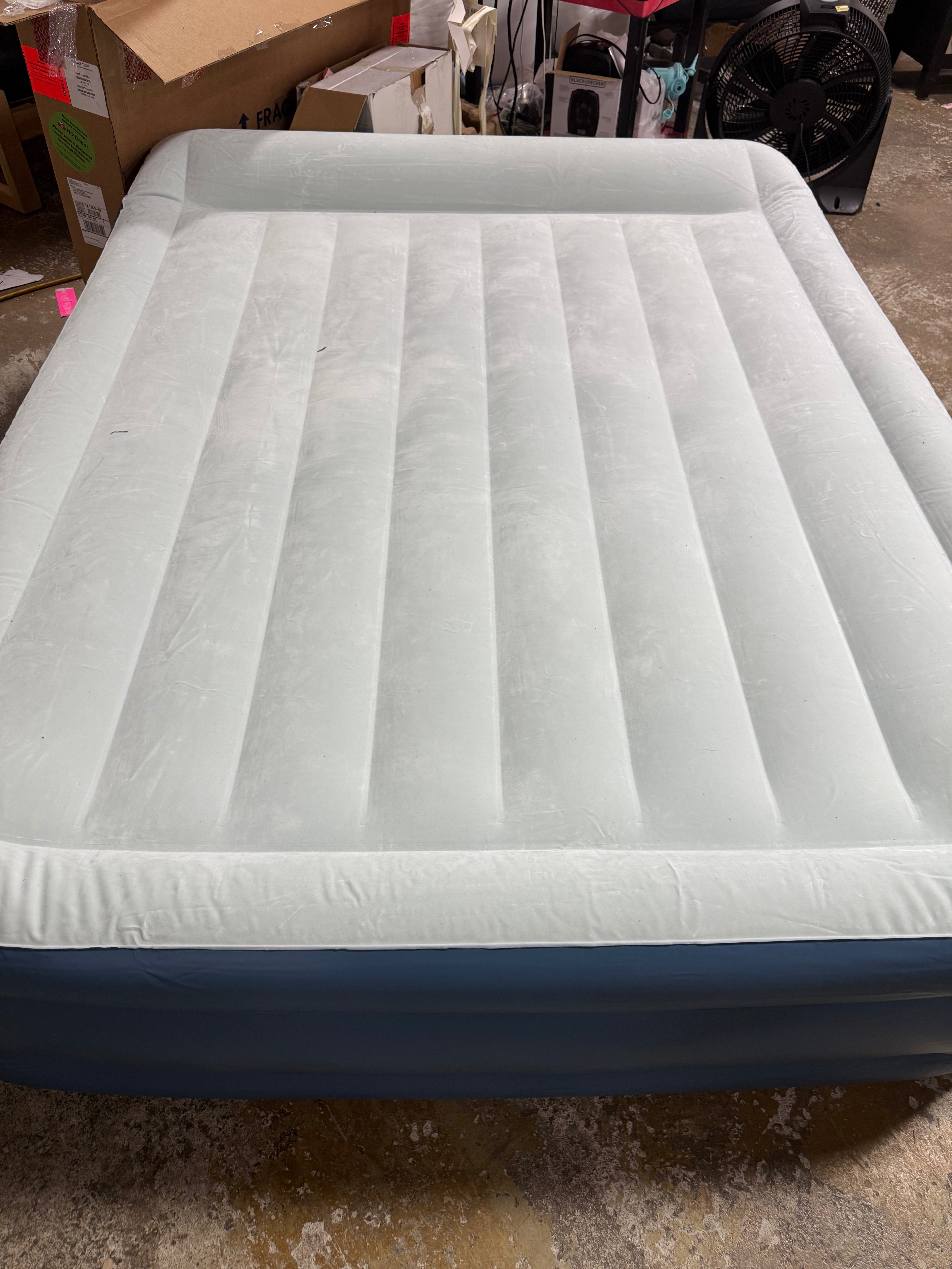 Queen Air Mattress with Pump W-B