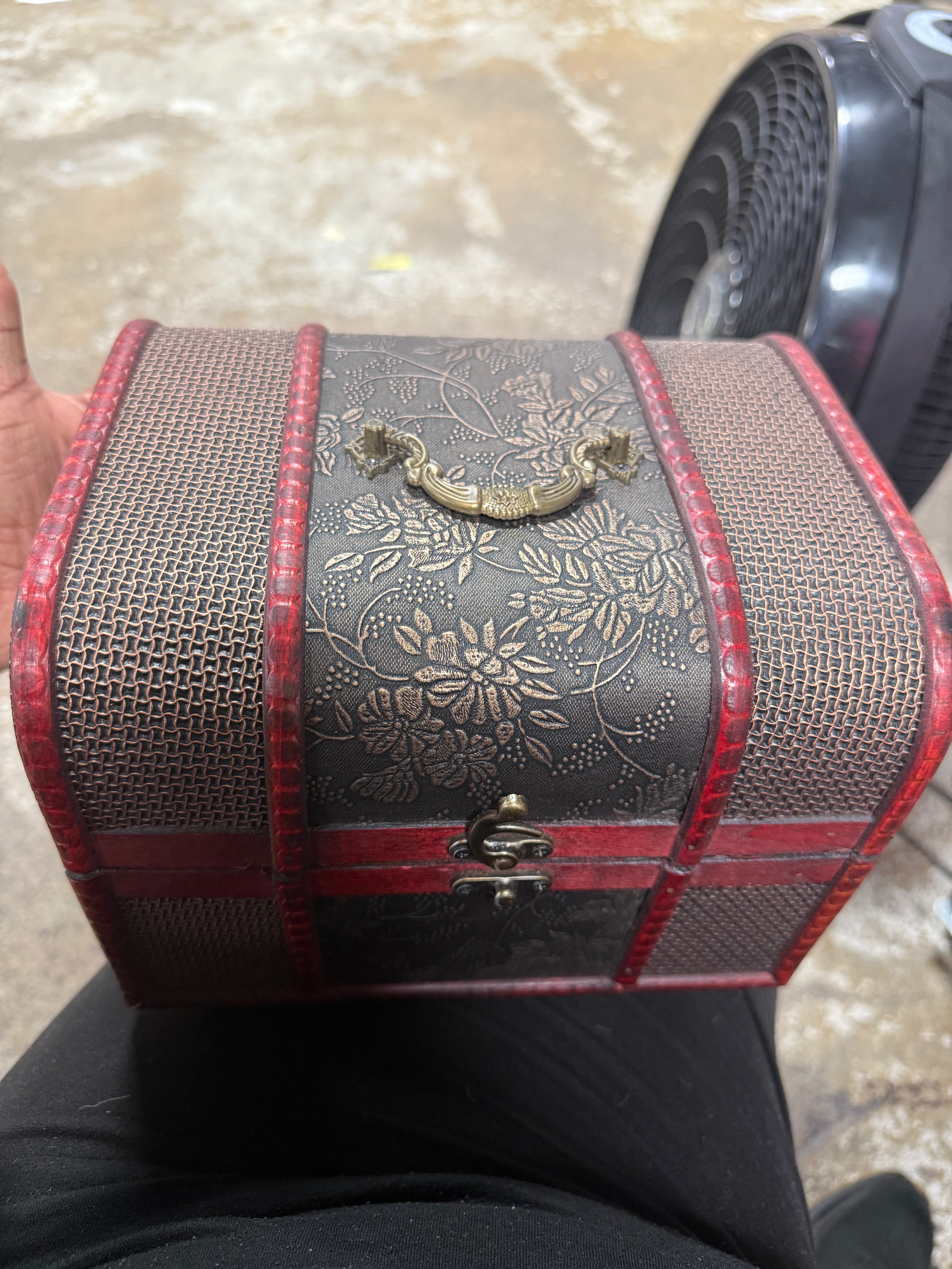 Set of 5 Diamond Embossed MDF and Faux Leather Exquisite Exquisit Jewelry Chest Box