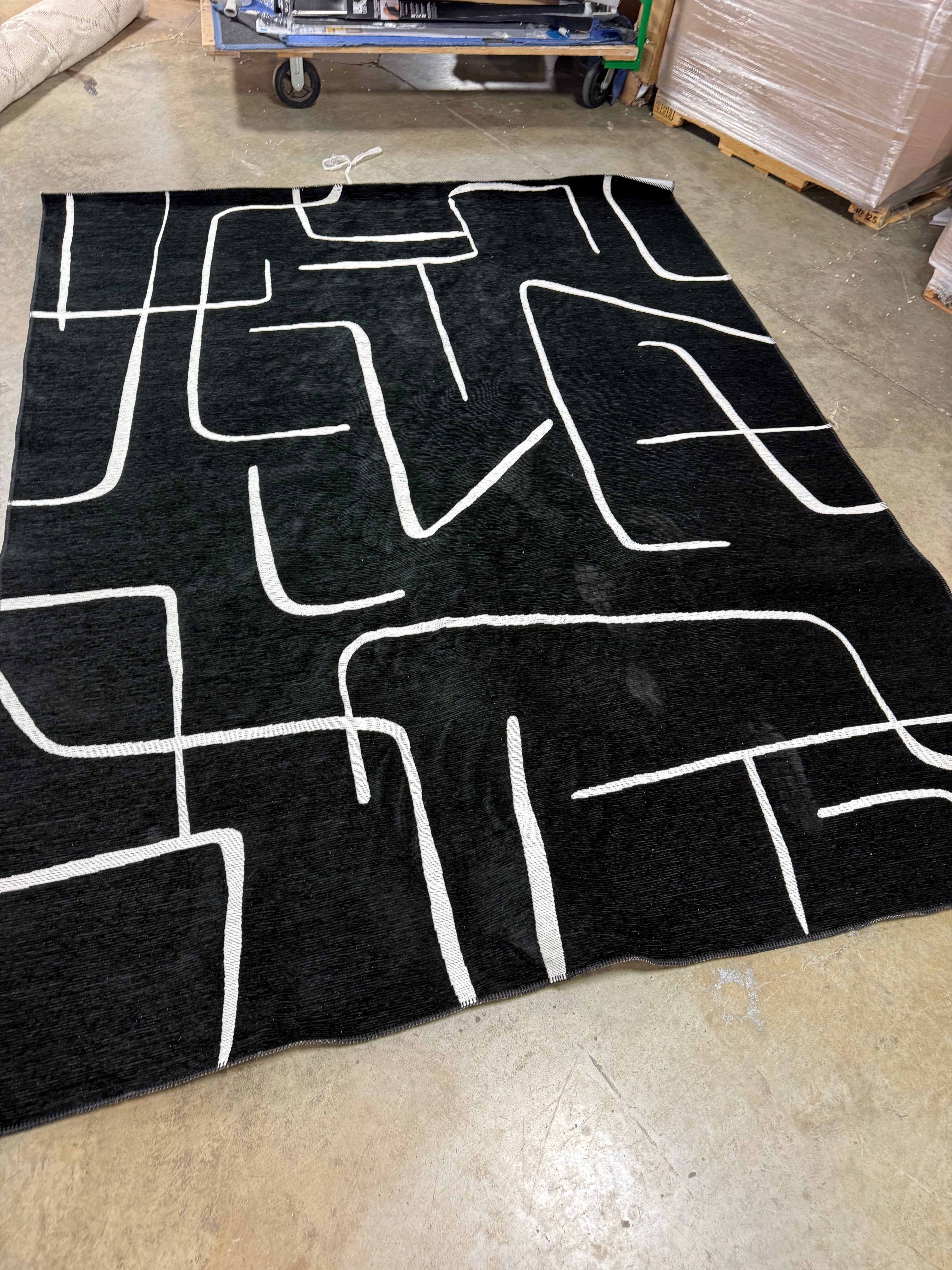 Abstract Lines Outdoor Area Rug Black - 7'10"x10'