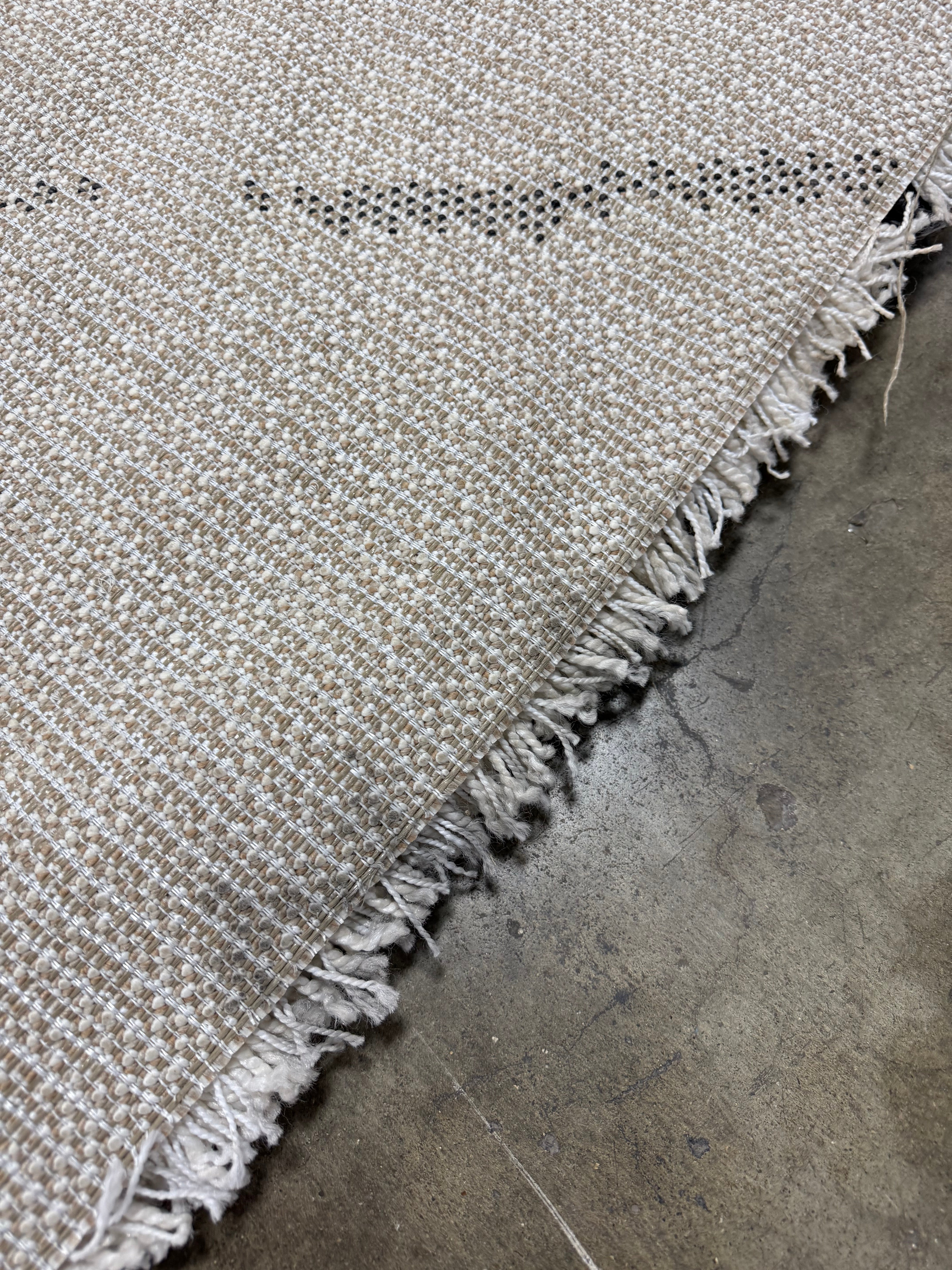 Modern Shag Rug Ivory and Black Area Rug 7'x10'