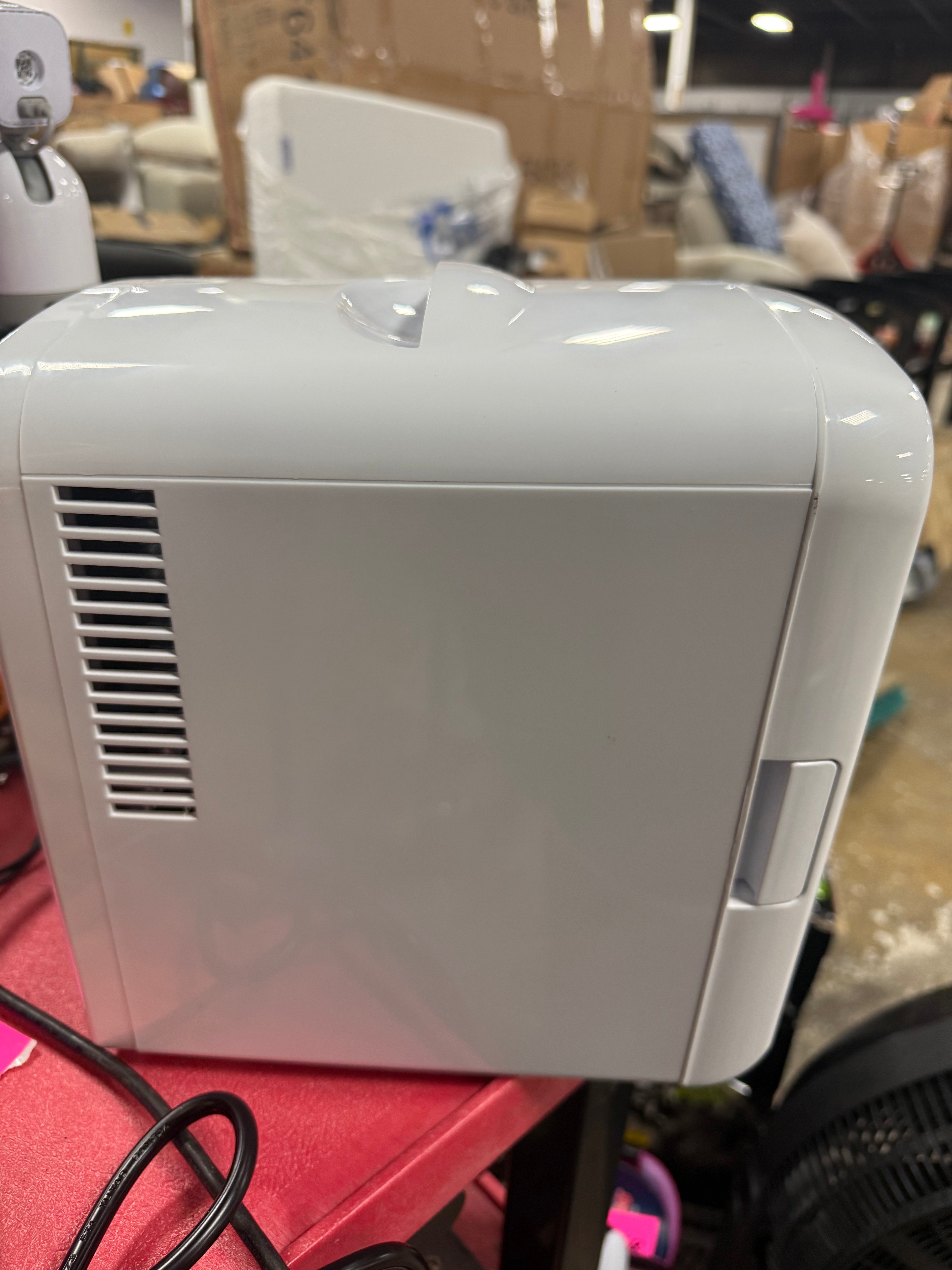 Mini Compact Refrigerator with Gaming Light, Portable Mini Fridge