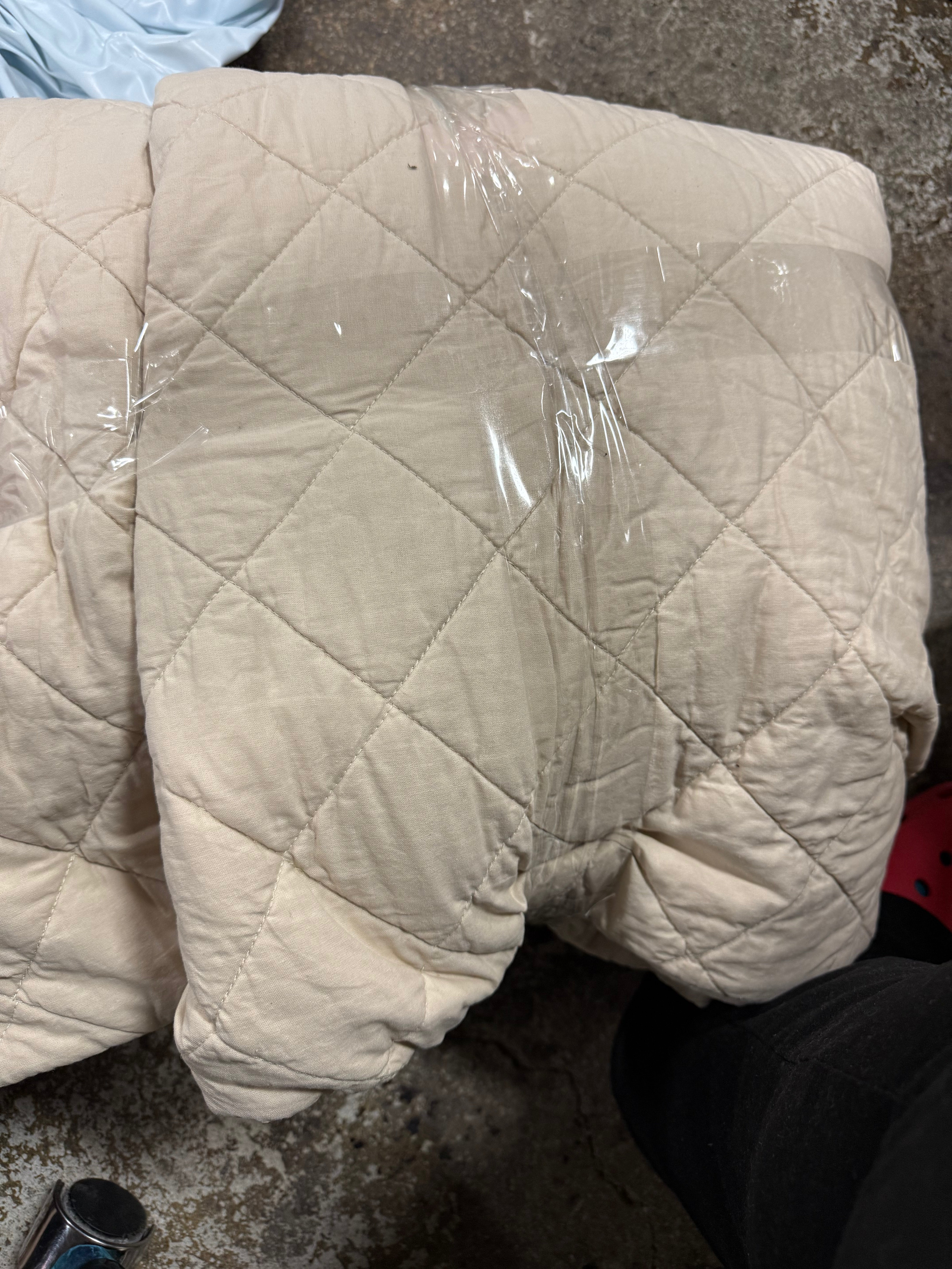 Diamond Stitch Cotton Linen Quilt King