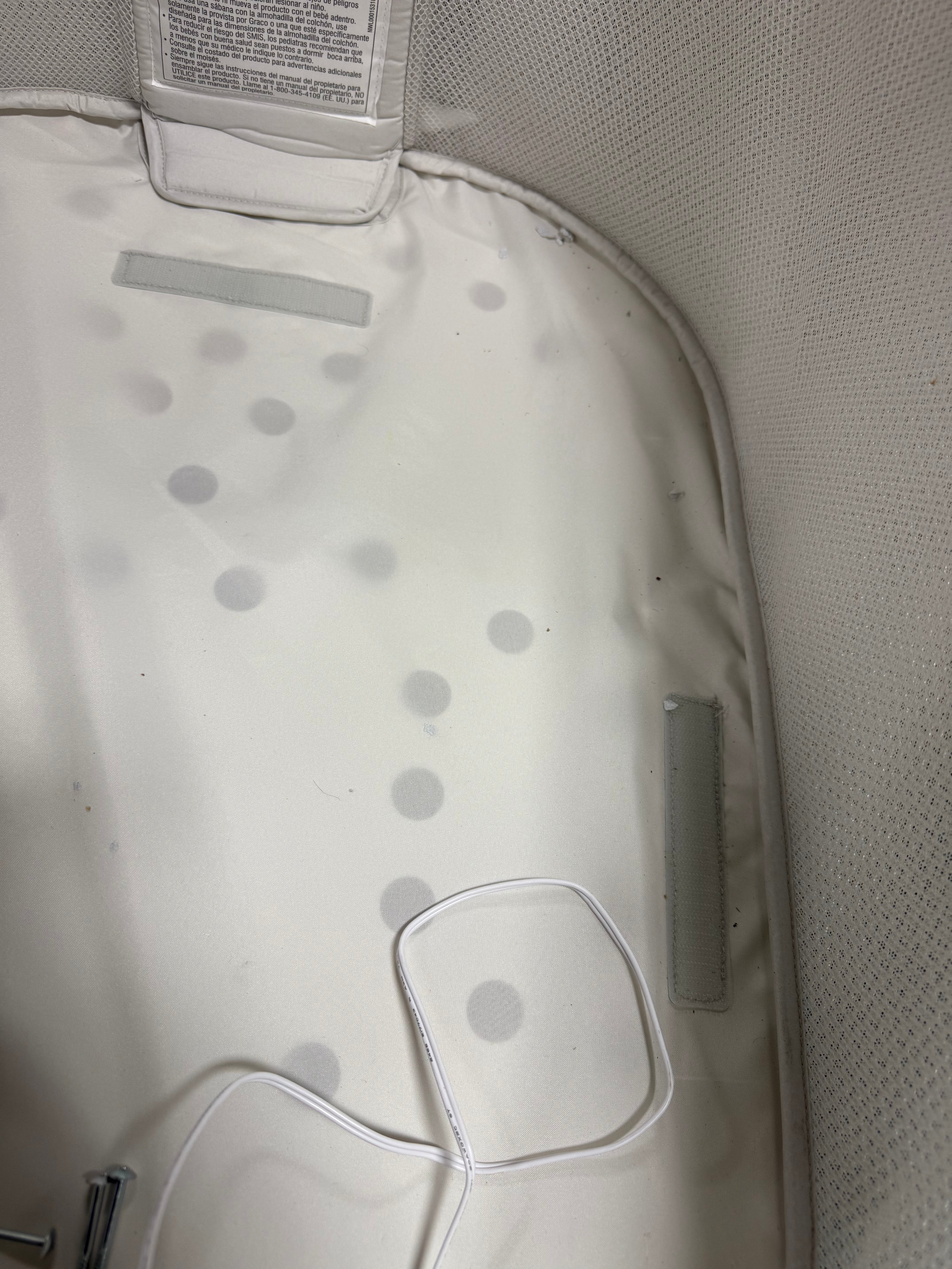 SmartSense Soothing Baby Bassinet - Luna