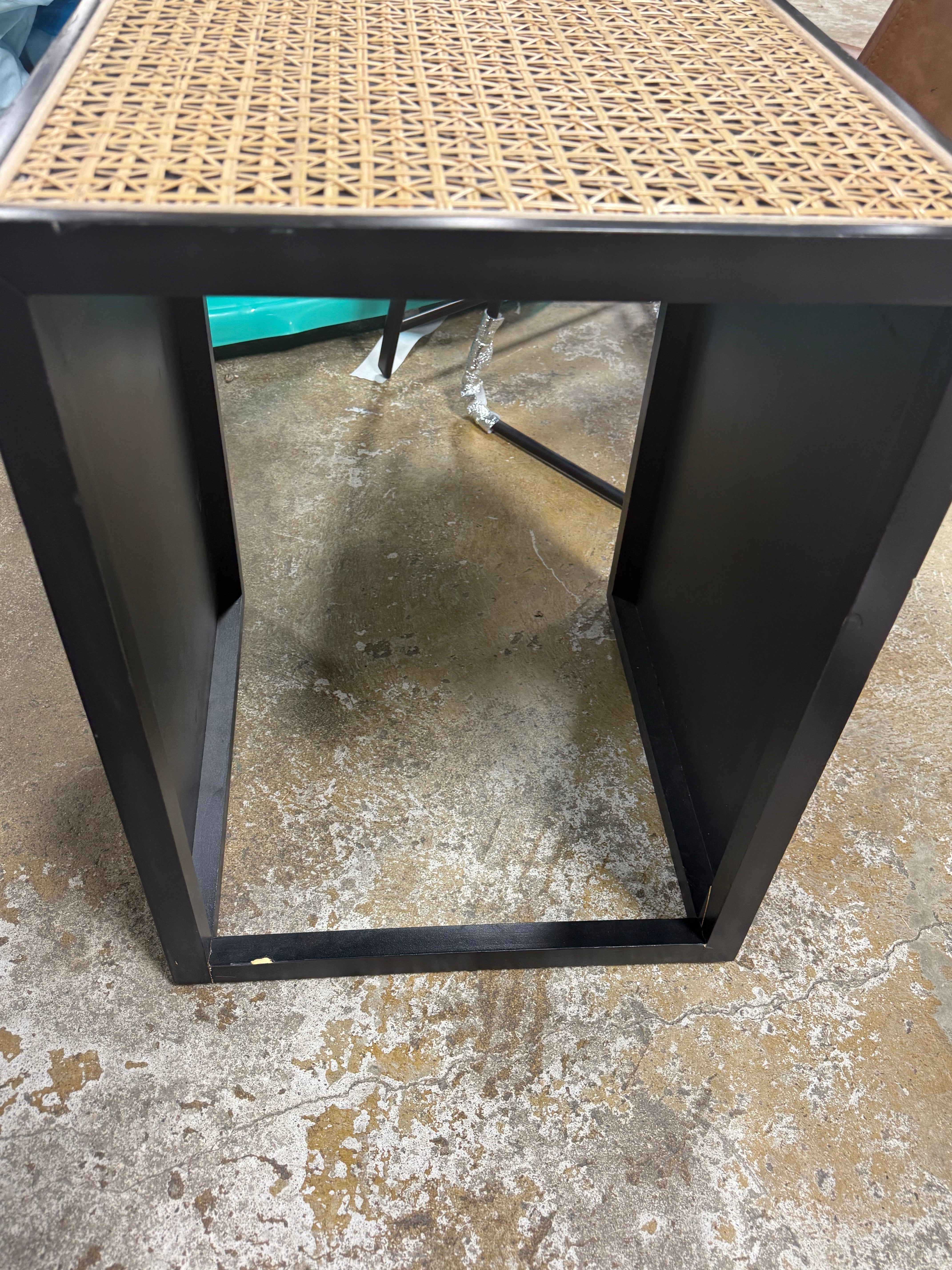 Nesting Accent Table Black/Natural 1-Piece