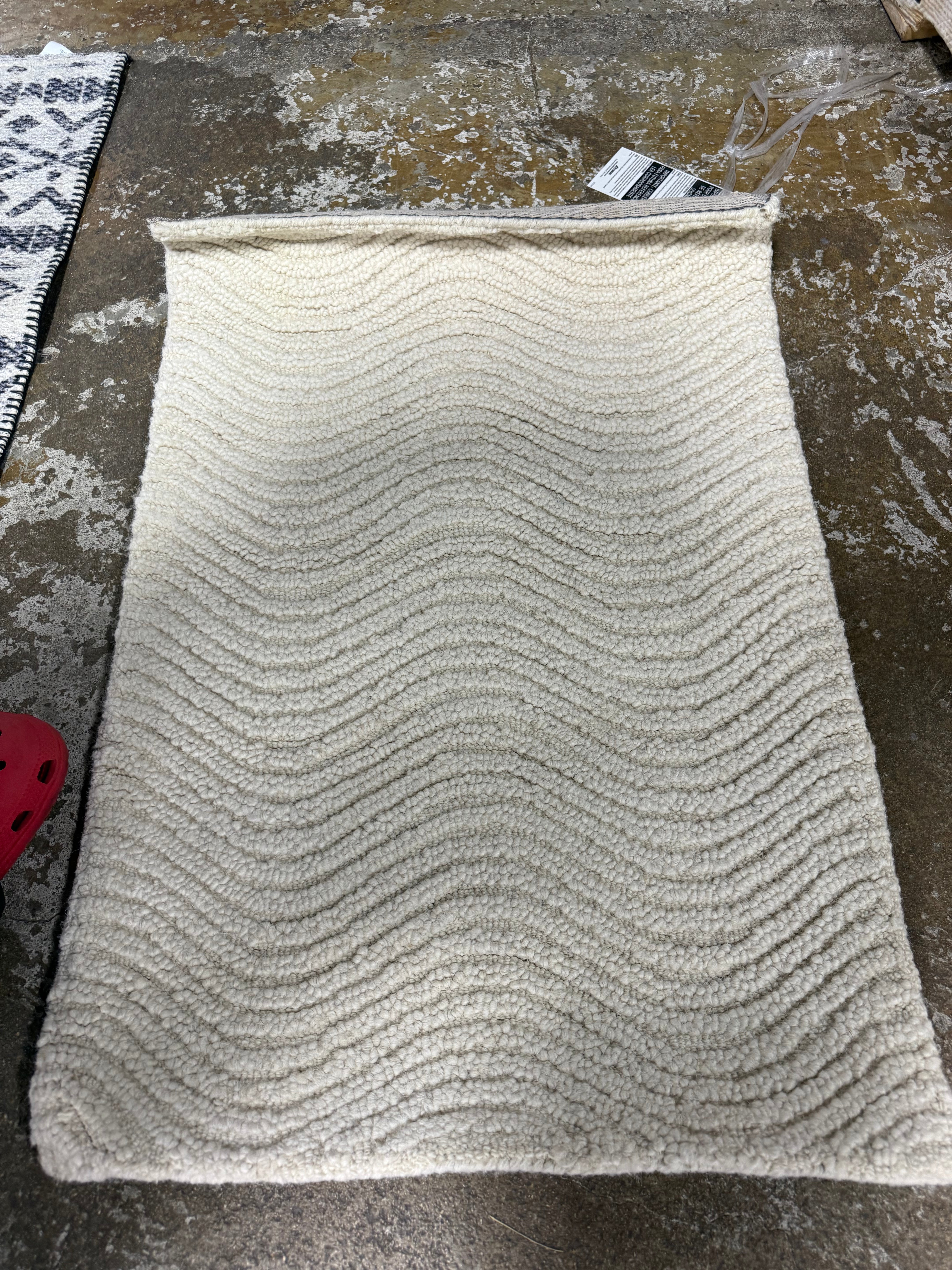 Archer Omorose Geometric Handtufted Rug Ivory 2'x3'