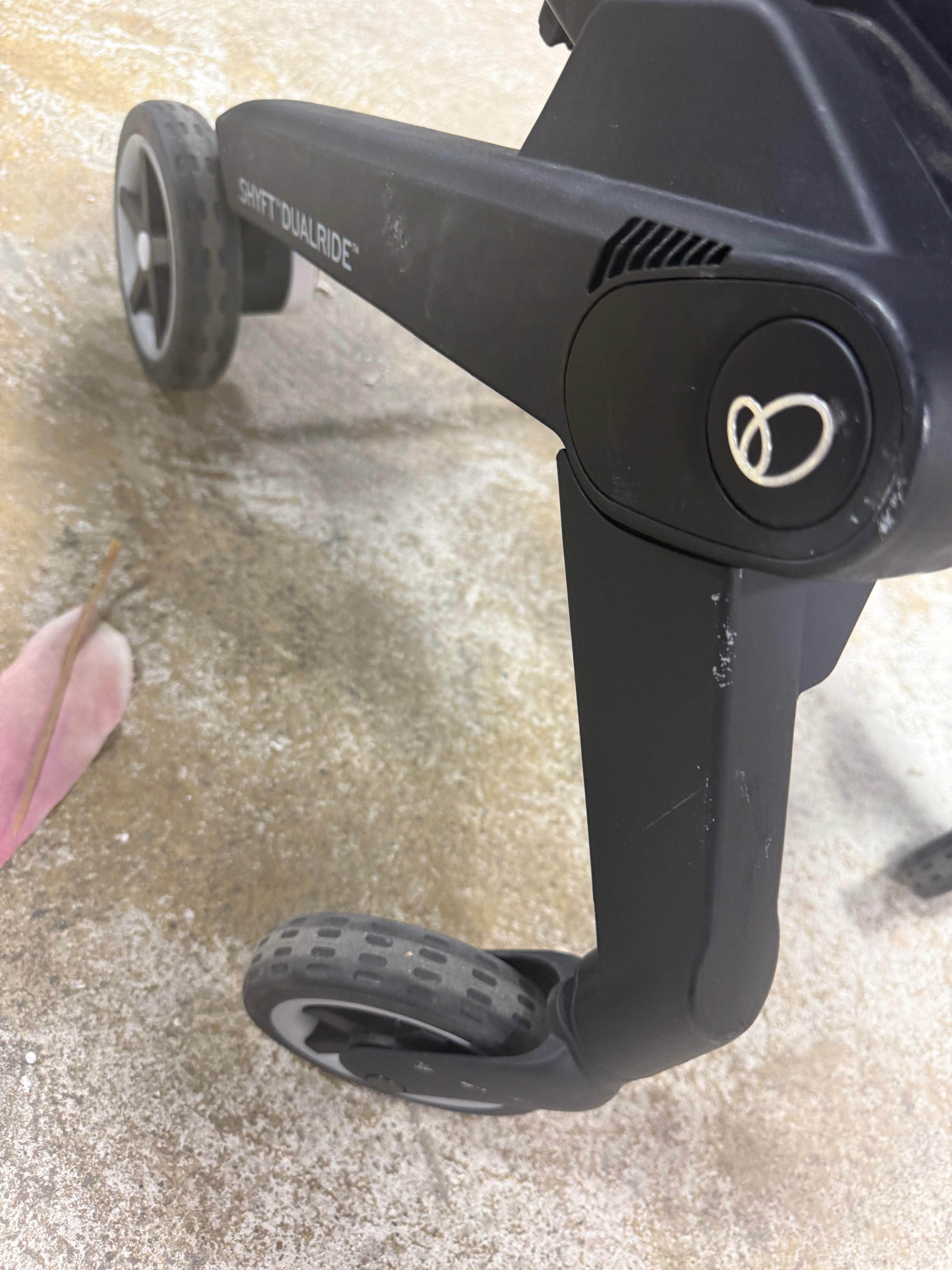 Shyft DualRide Travel System, final cut
