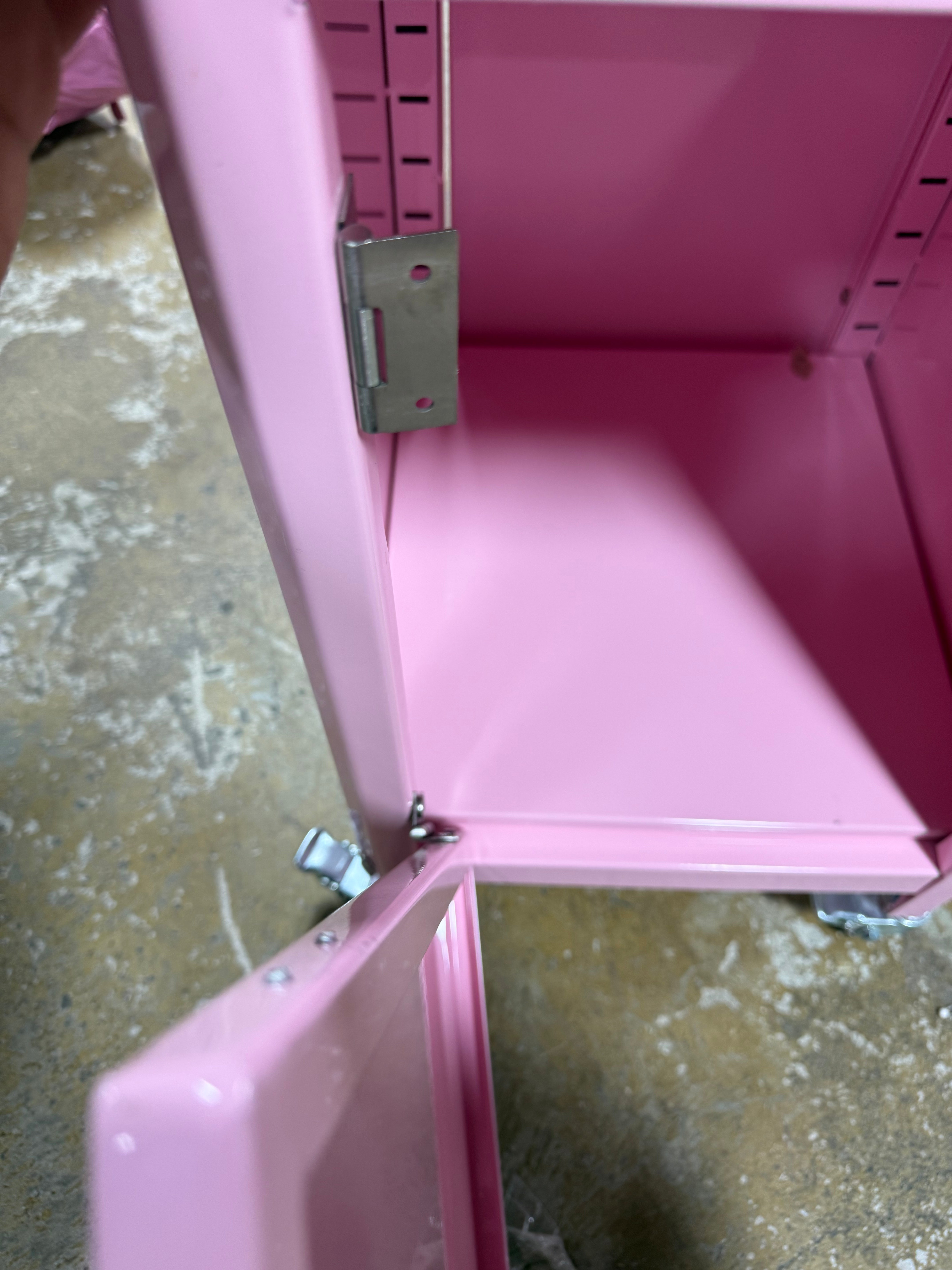 Metal Rolling Locker Dorm Storage Cabinet with Lock