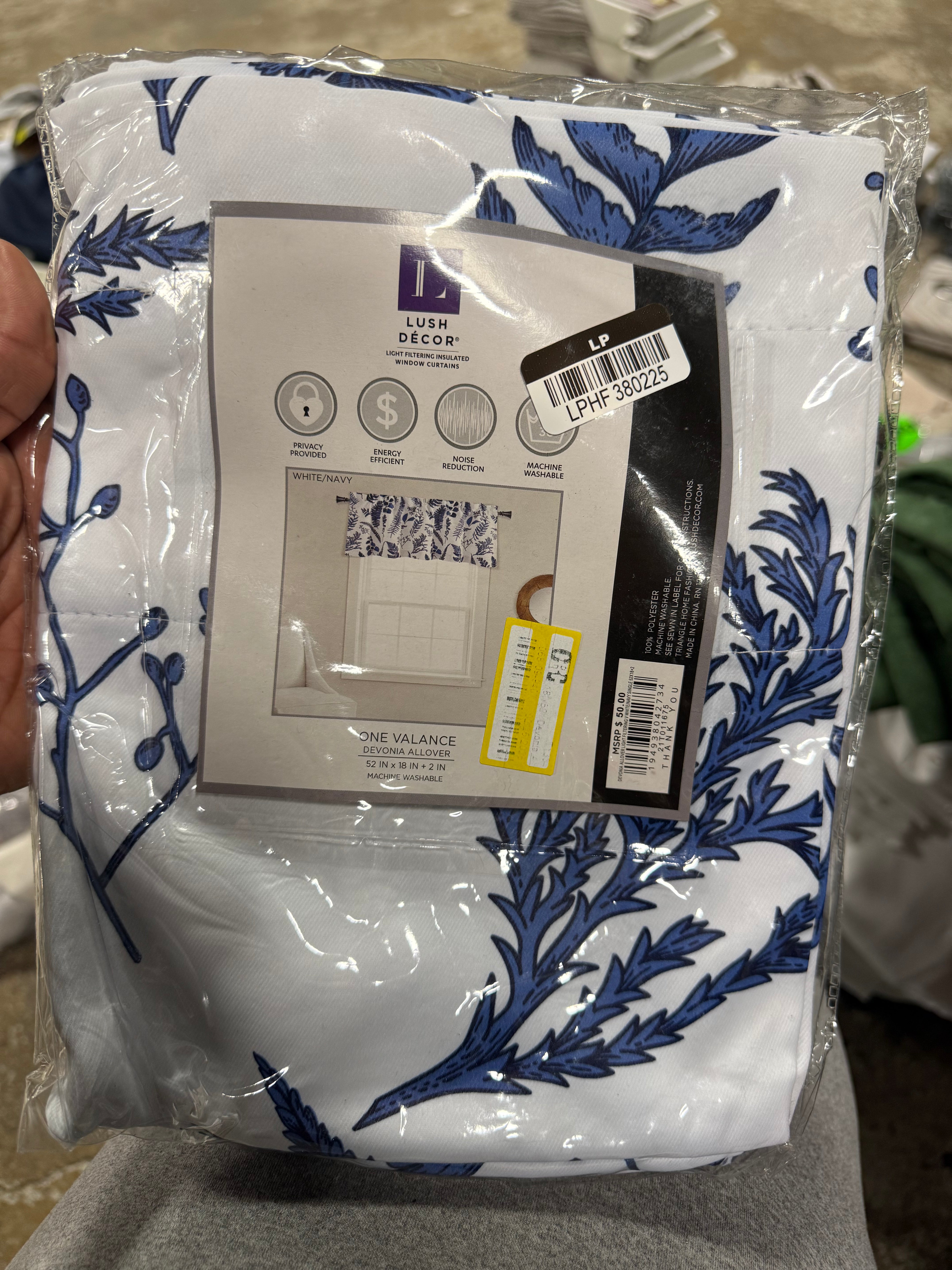 Devonia Allover Light Filtering Valance White/Green - Botanical Leaf Pattern