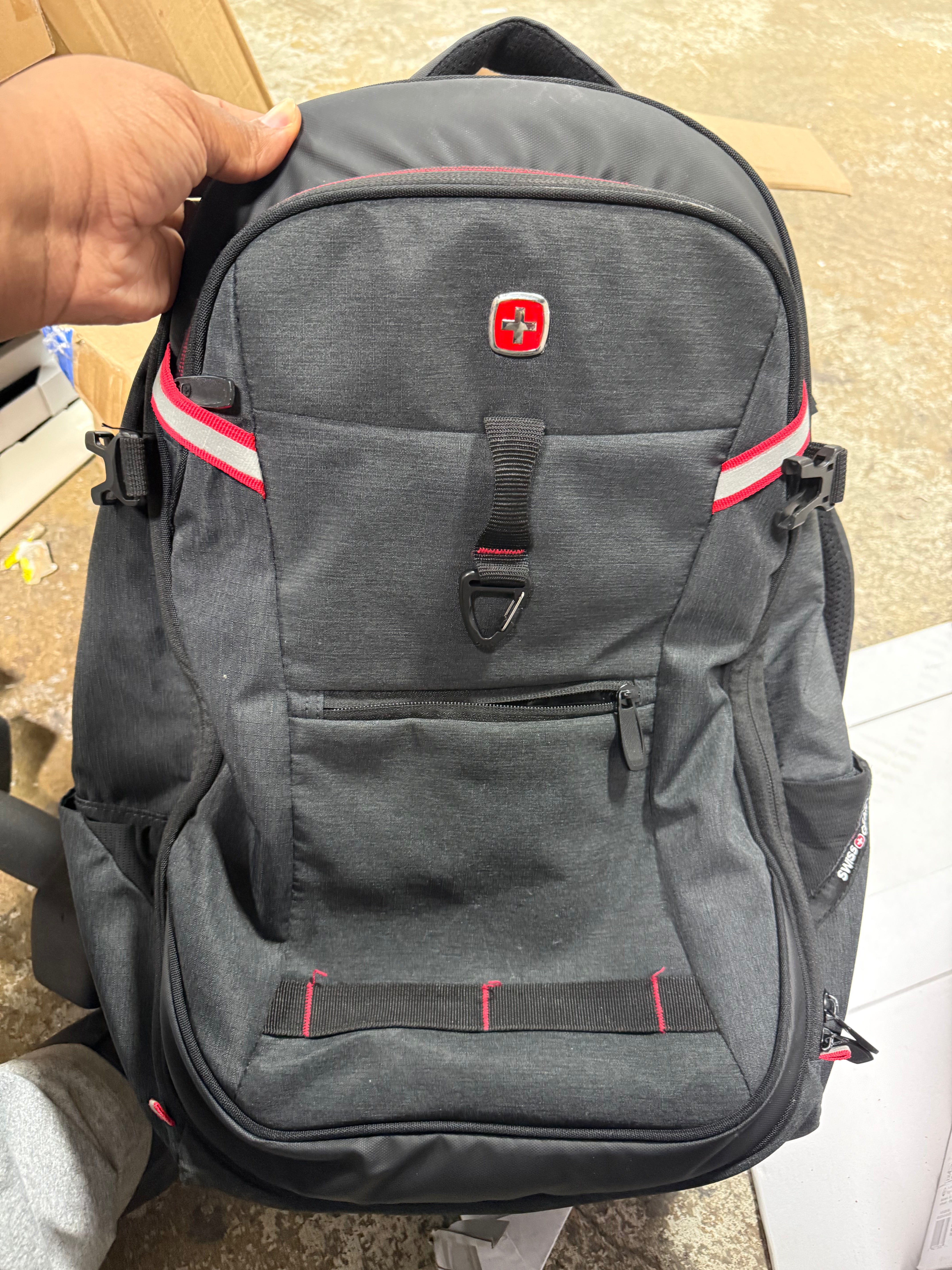 Core Travel Backpack - Charcoal Gray