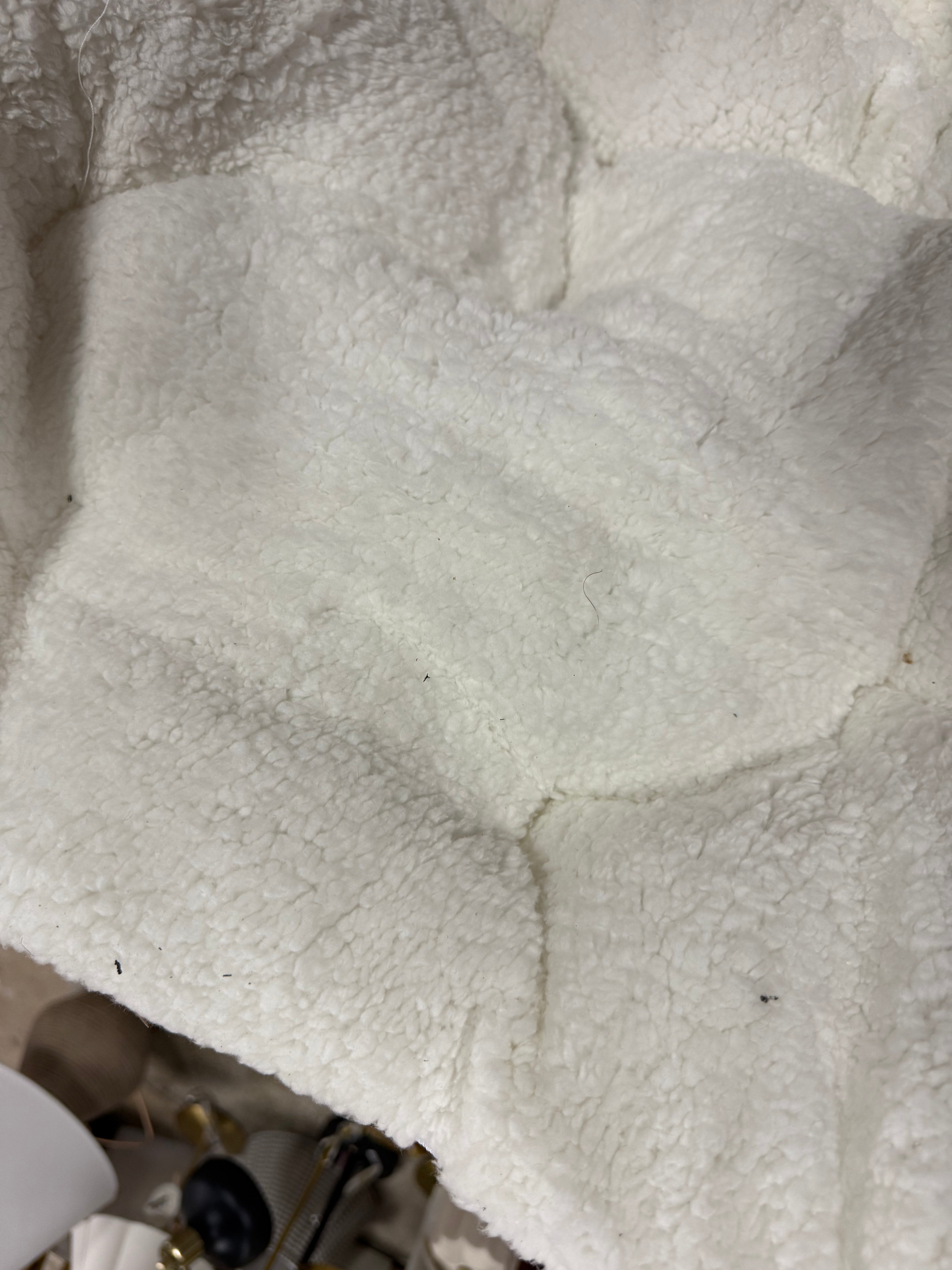 Overfilled Butterfly Chair - Ultra Plush Polar Bear White