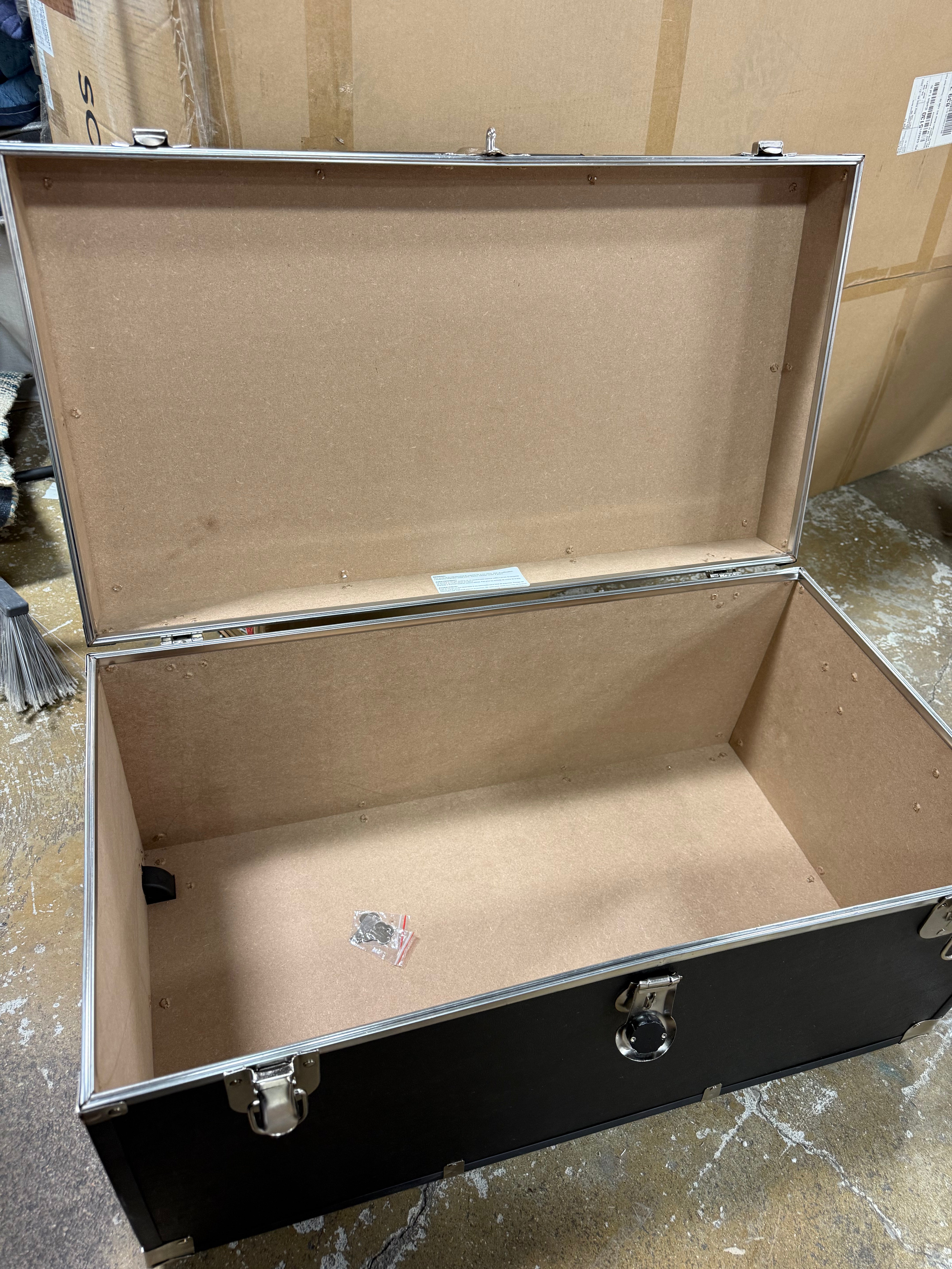 Trunk with Wheels & Lock, Black