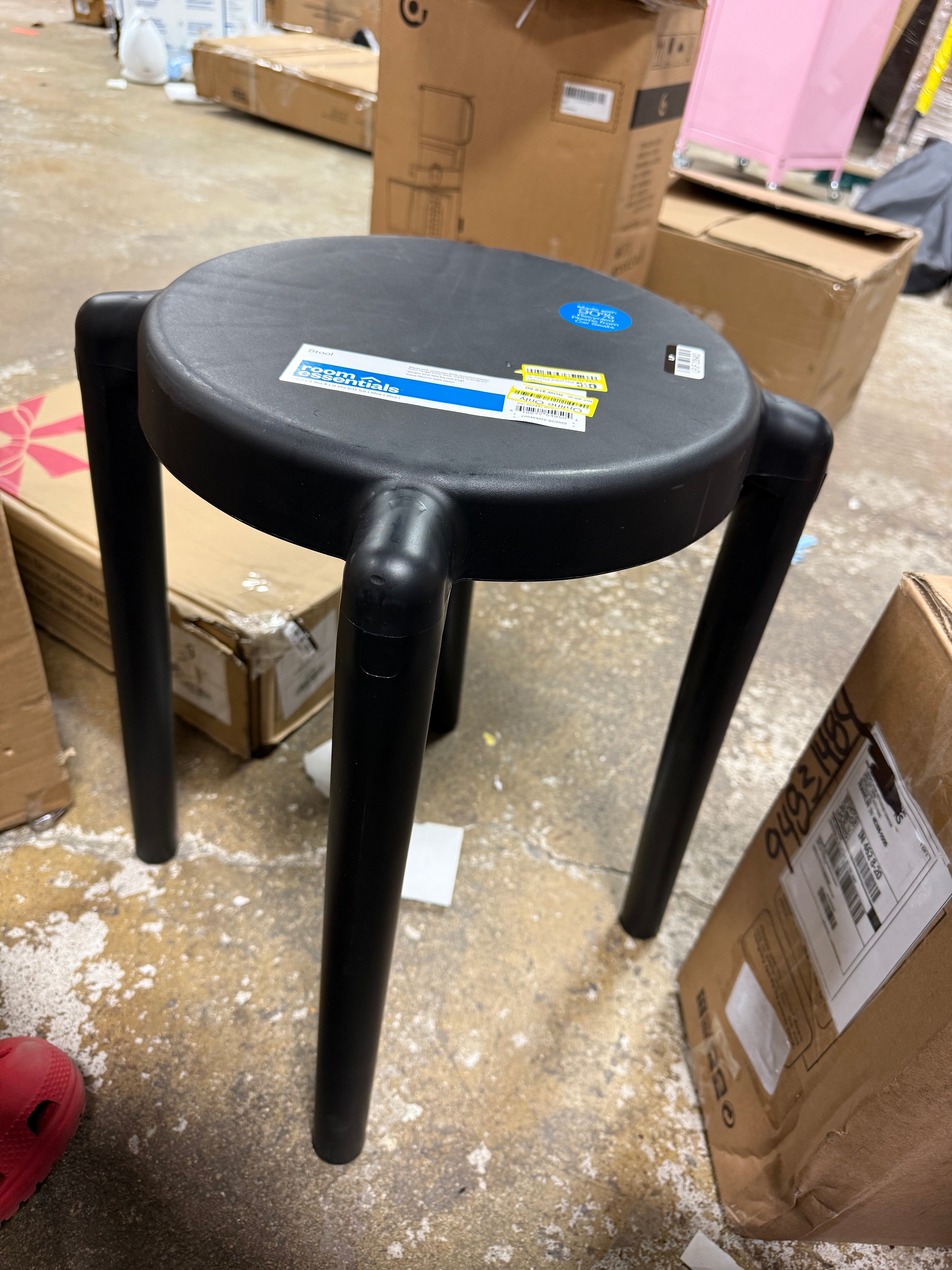 Recycled Plastic Dorm Accent Side Table Black