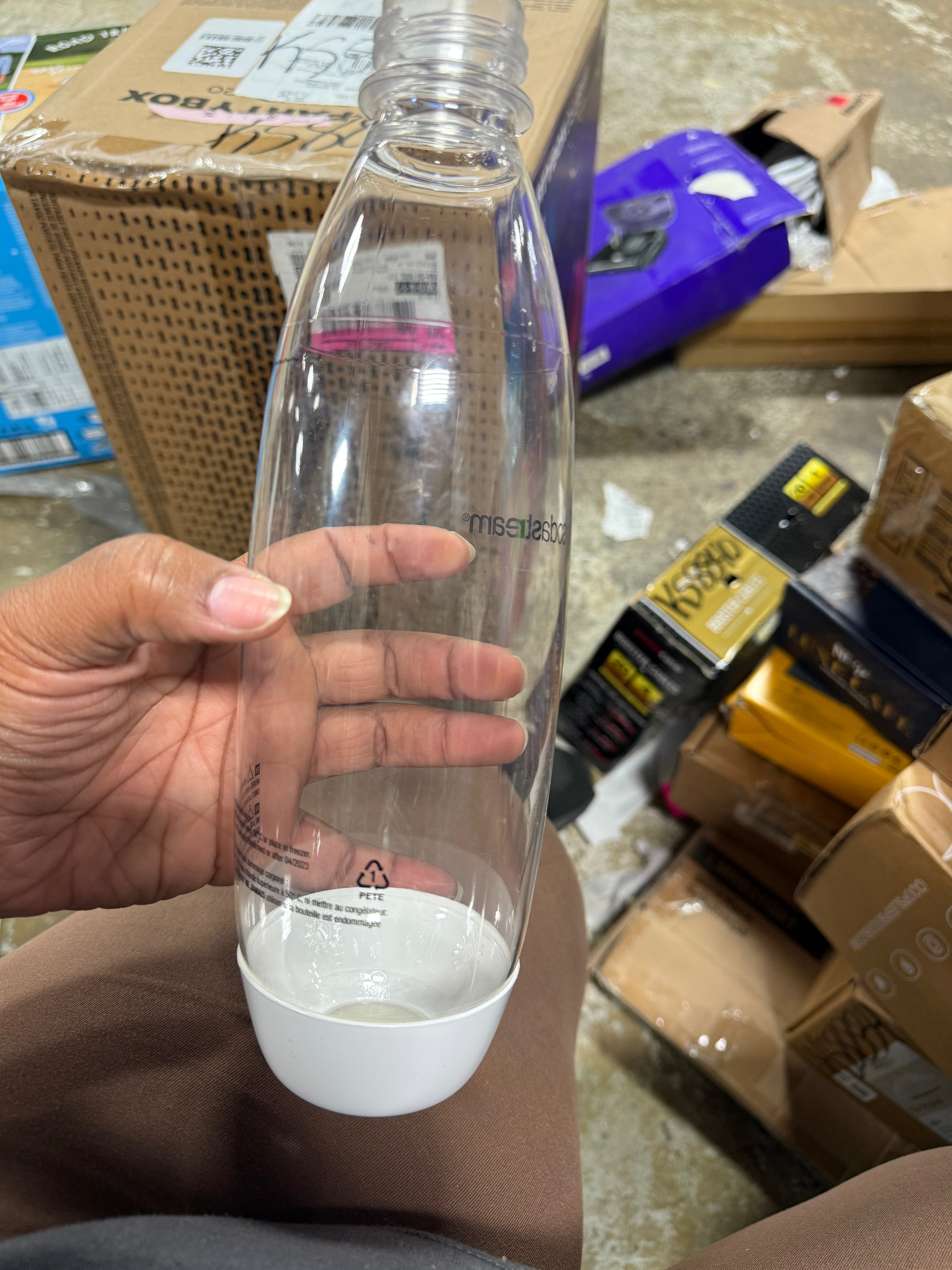 Fizzi Sparkling Water/Soda Maker Starter Pack Black