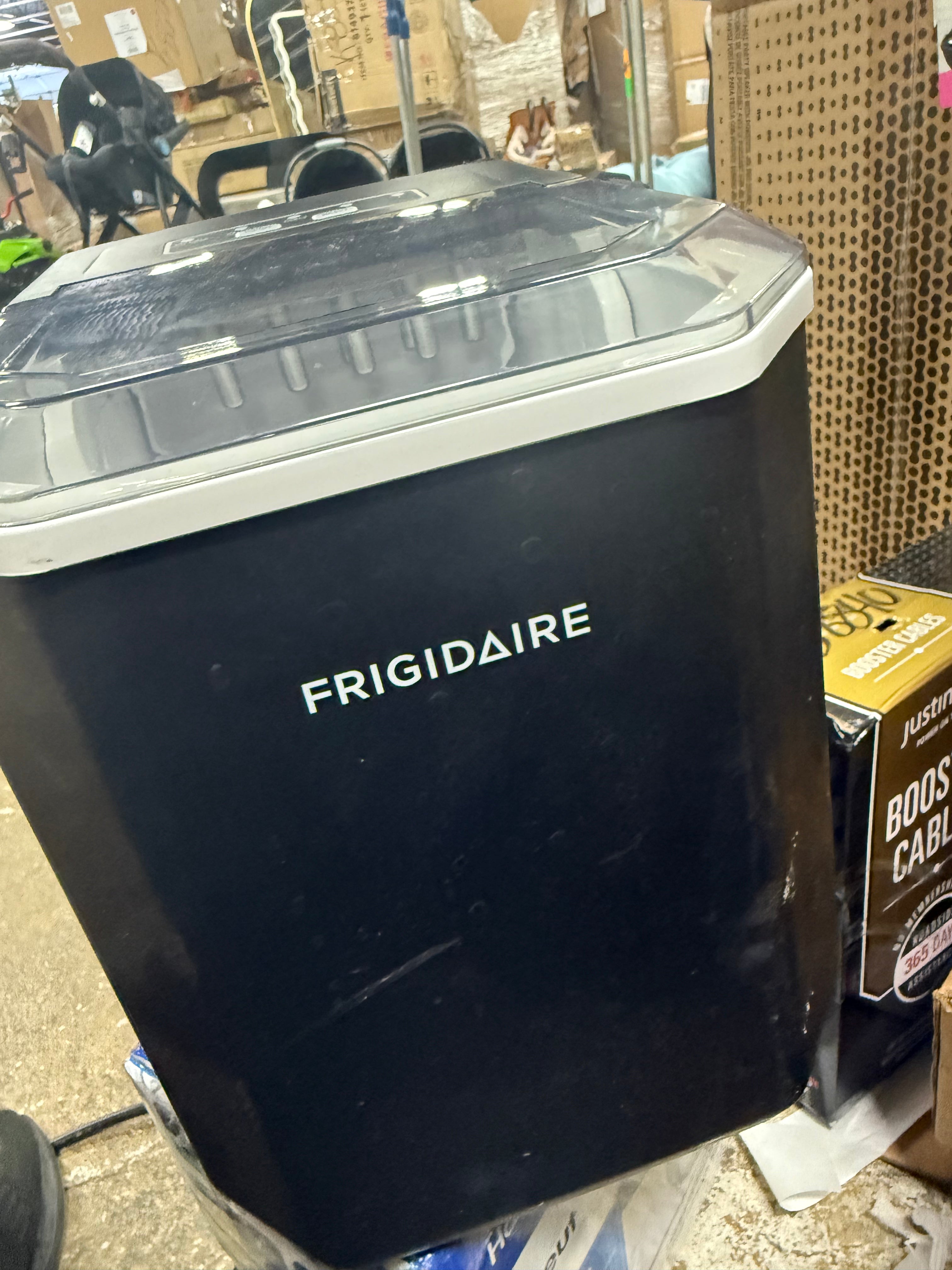 Compact Ice Maker - Black