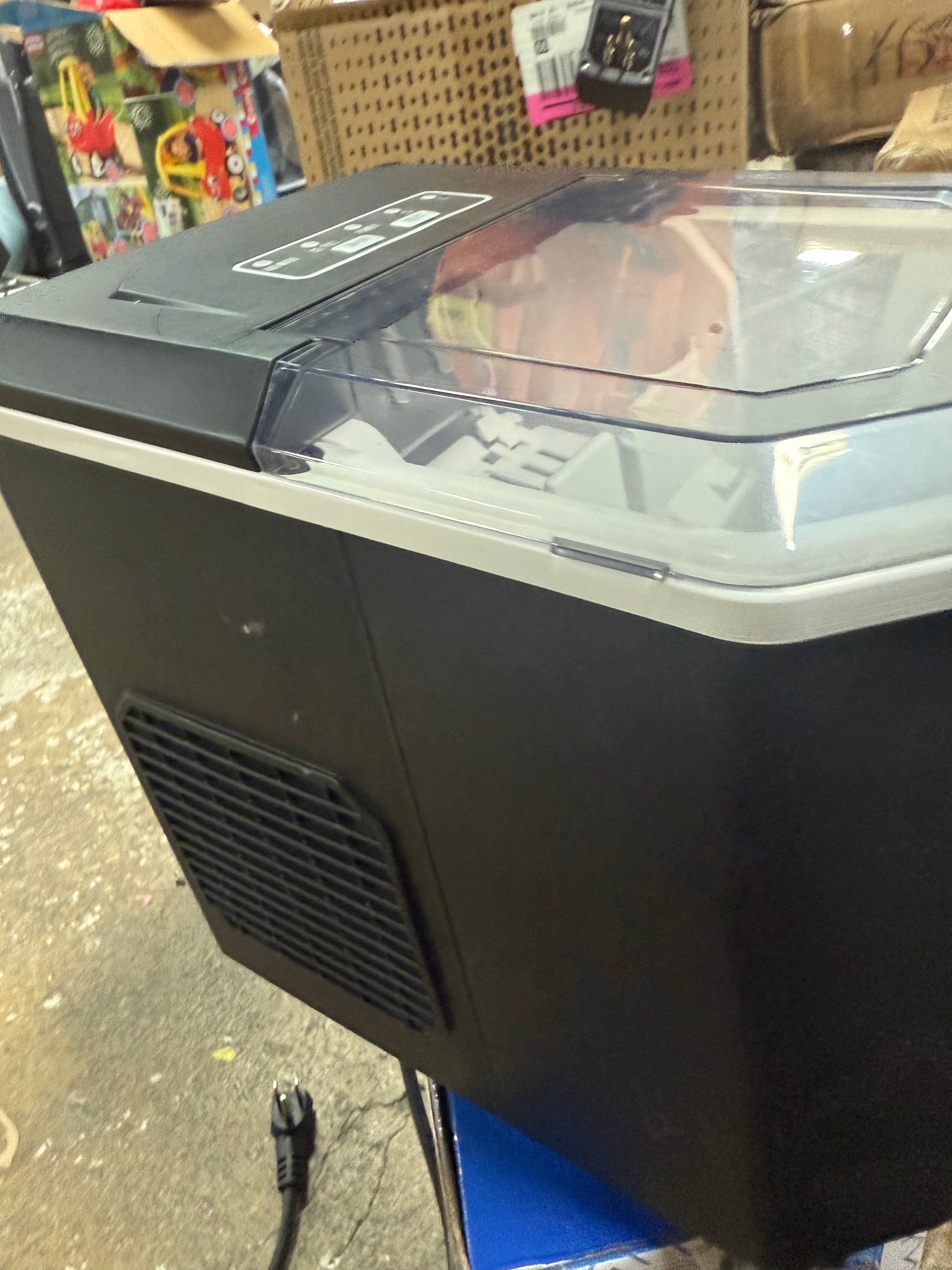 Compact Ice Maker - Black