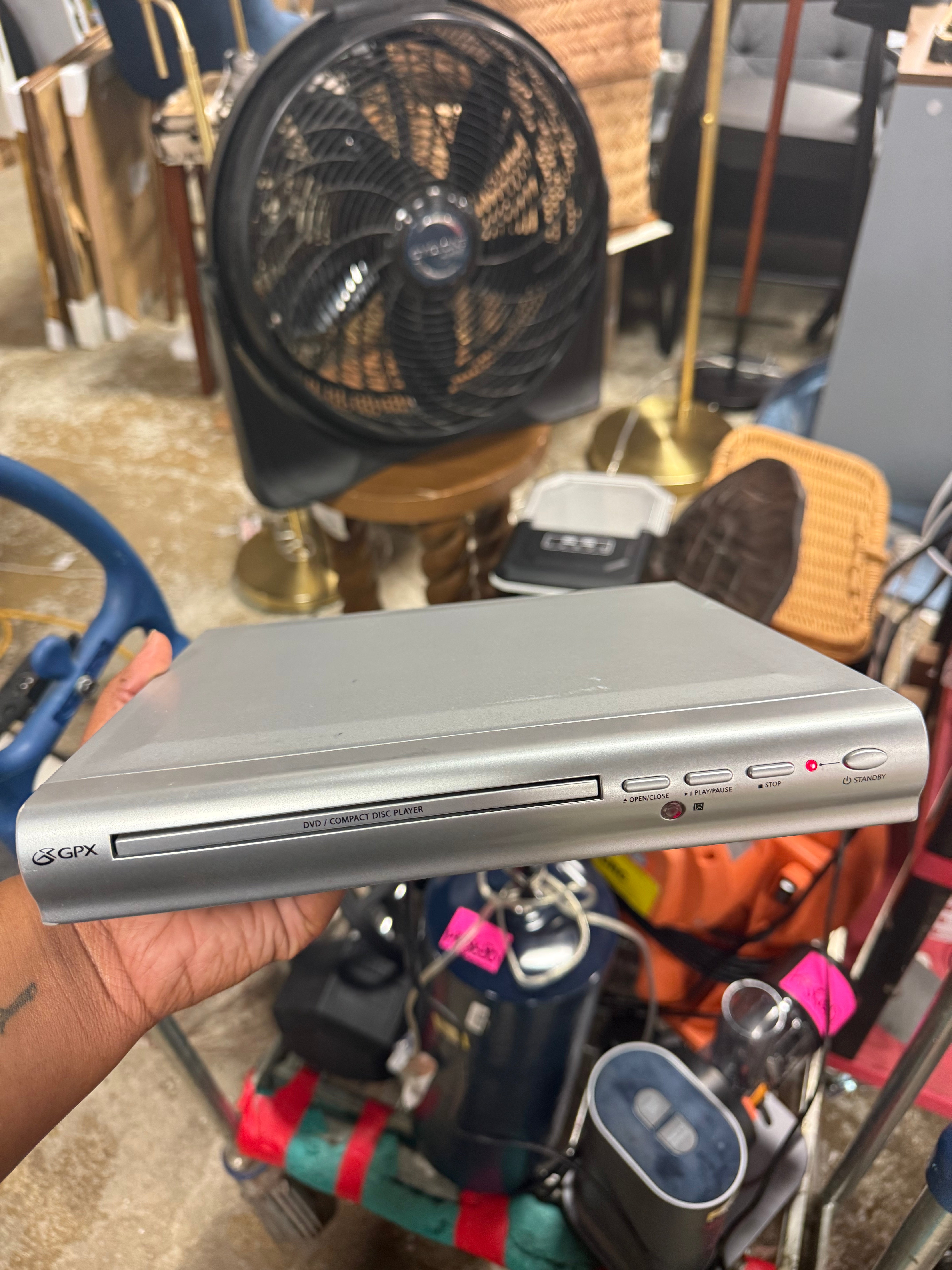 VINTAGE RETRO GPX DVD Player, AV Cables