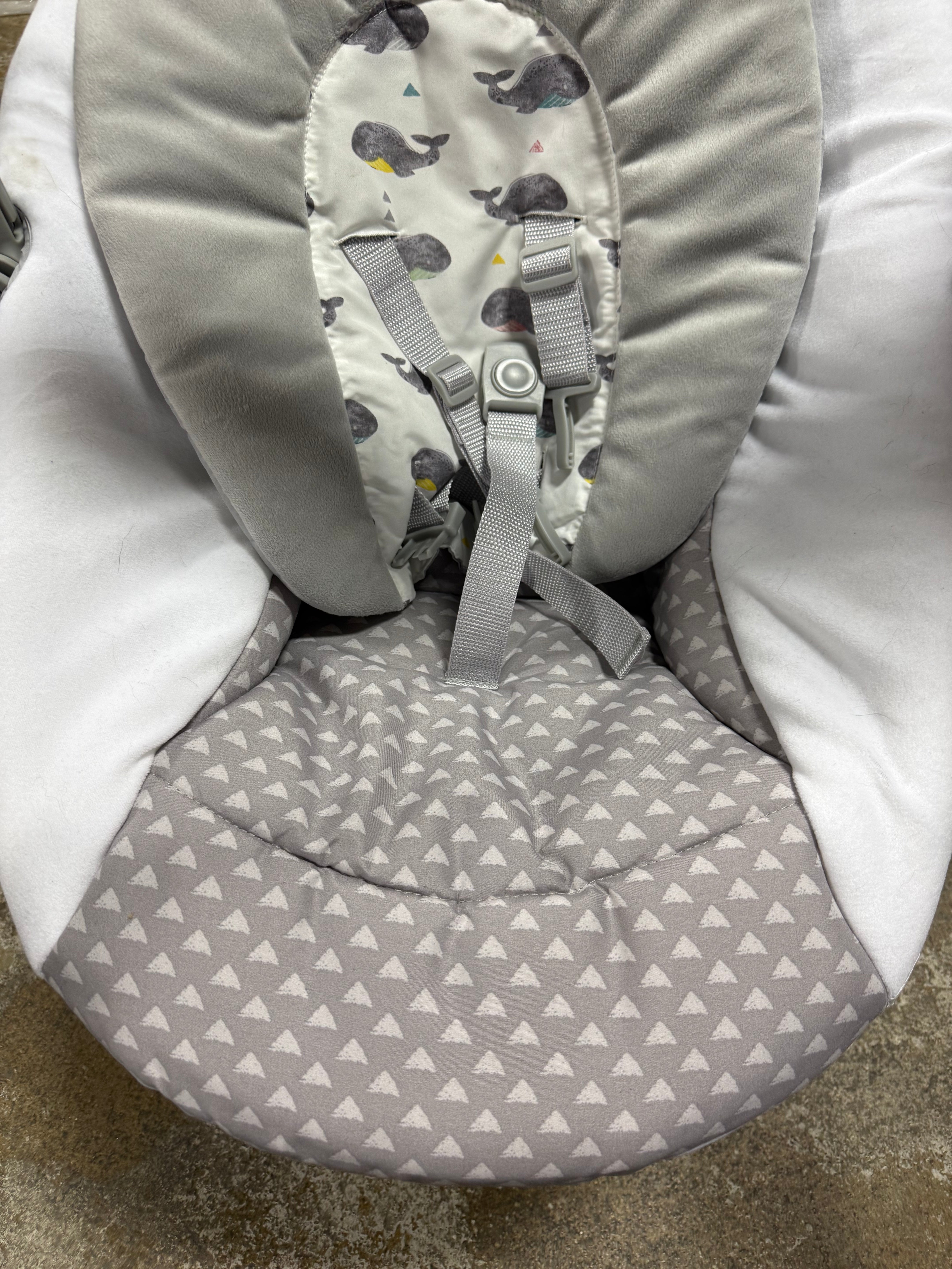 Slim Spaces Compact Baby Swing
