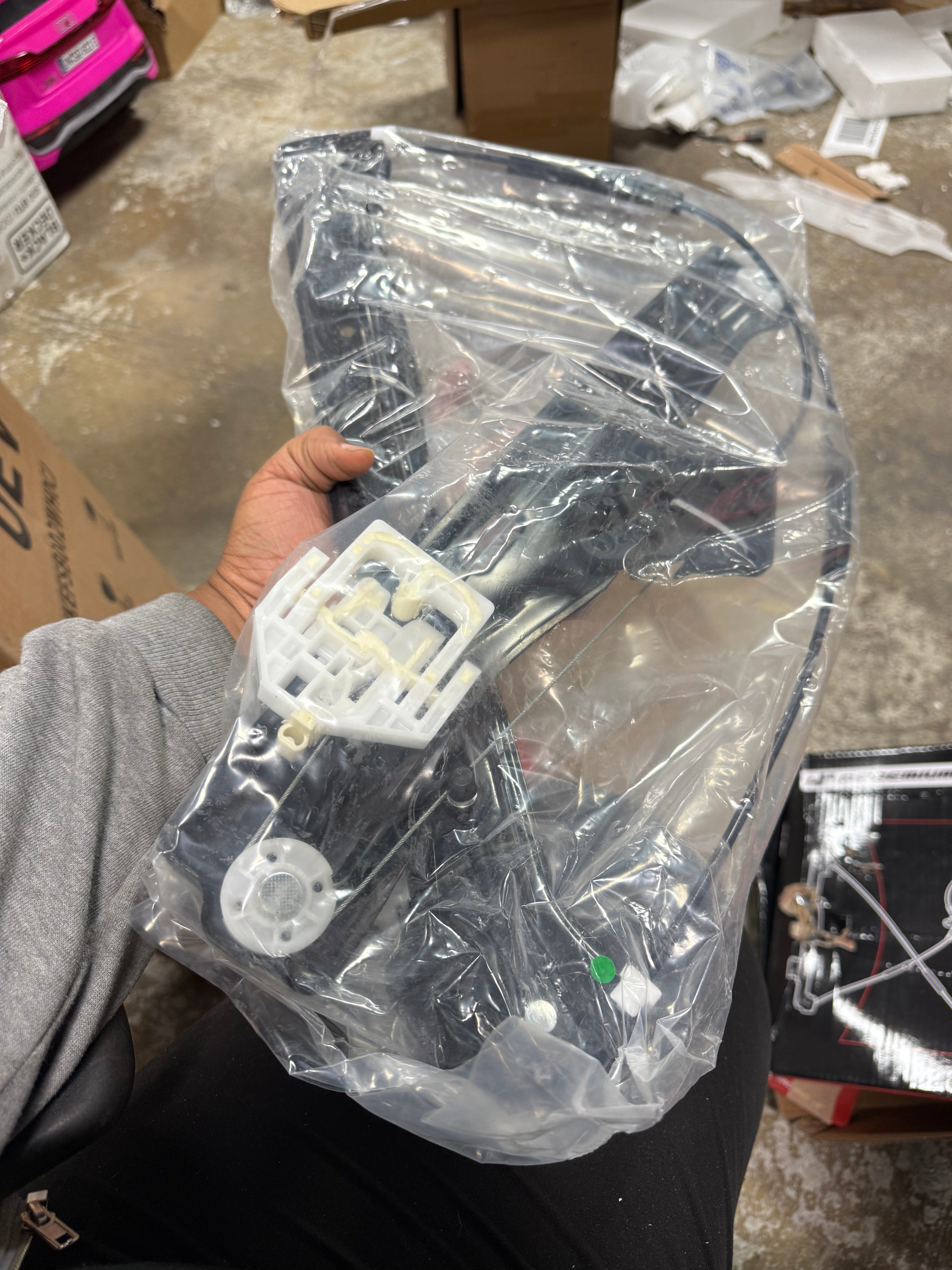 Front Left Power Window Regulator Without Motor