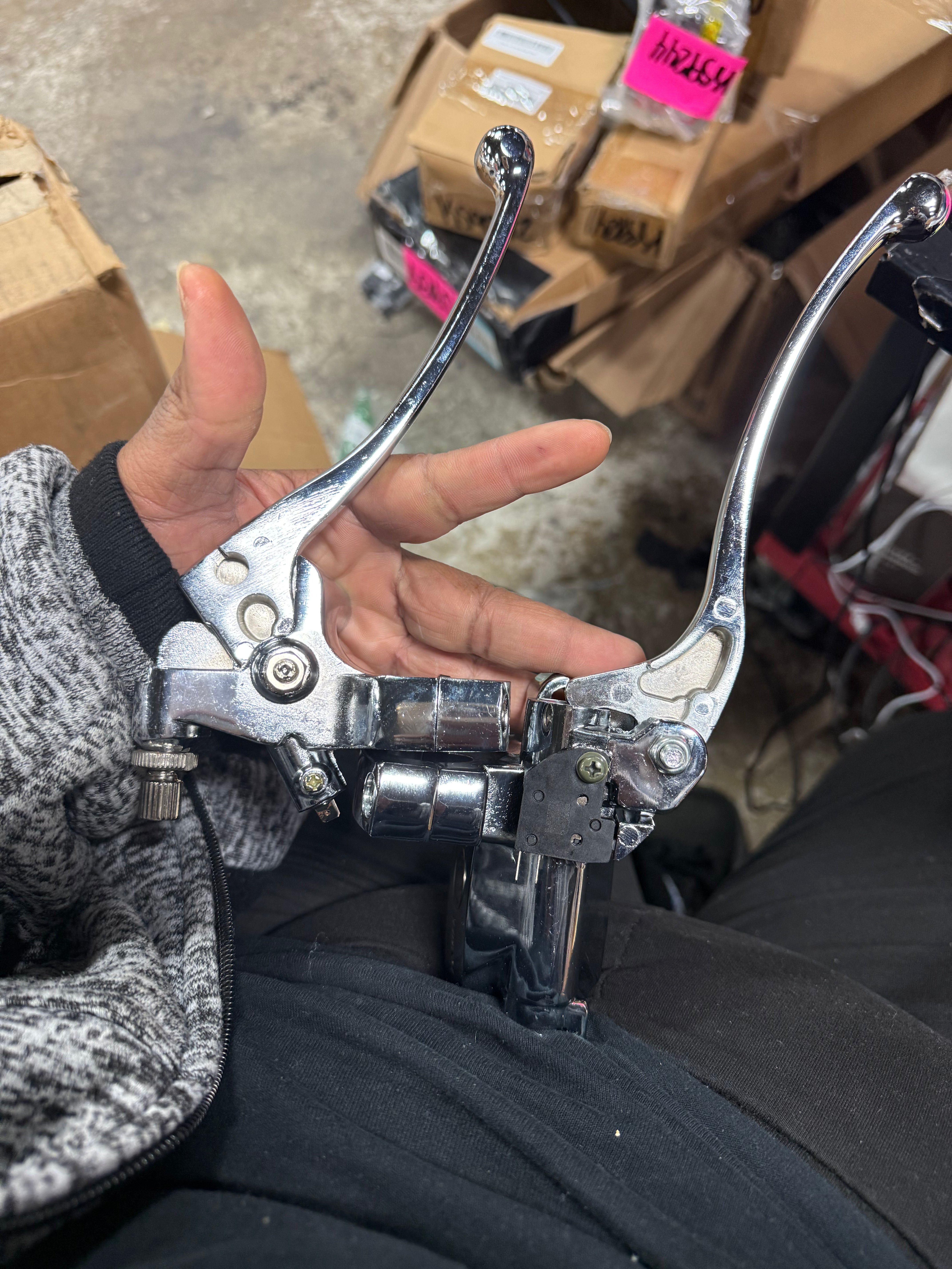 Chrome Handlebar Left Clutch Lever + Right Hydraulic Brake Master Cylinder Compatible with Harley Motorcycles