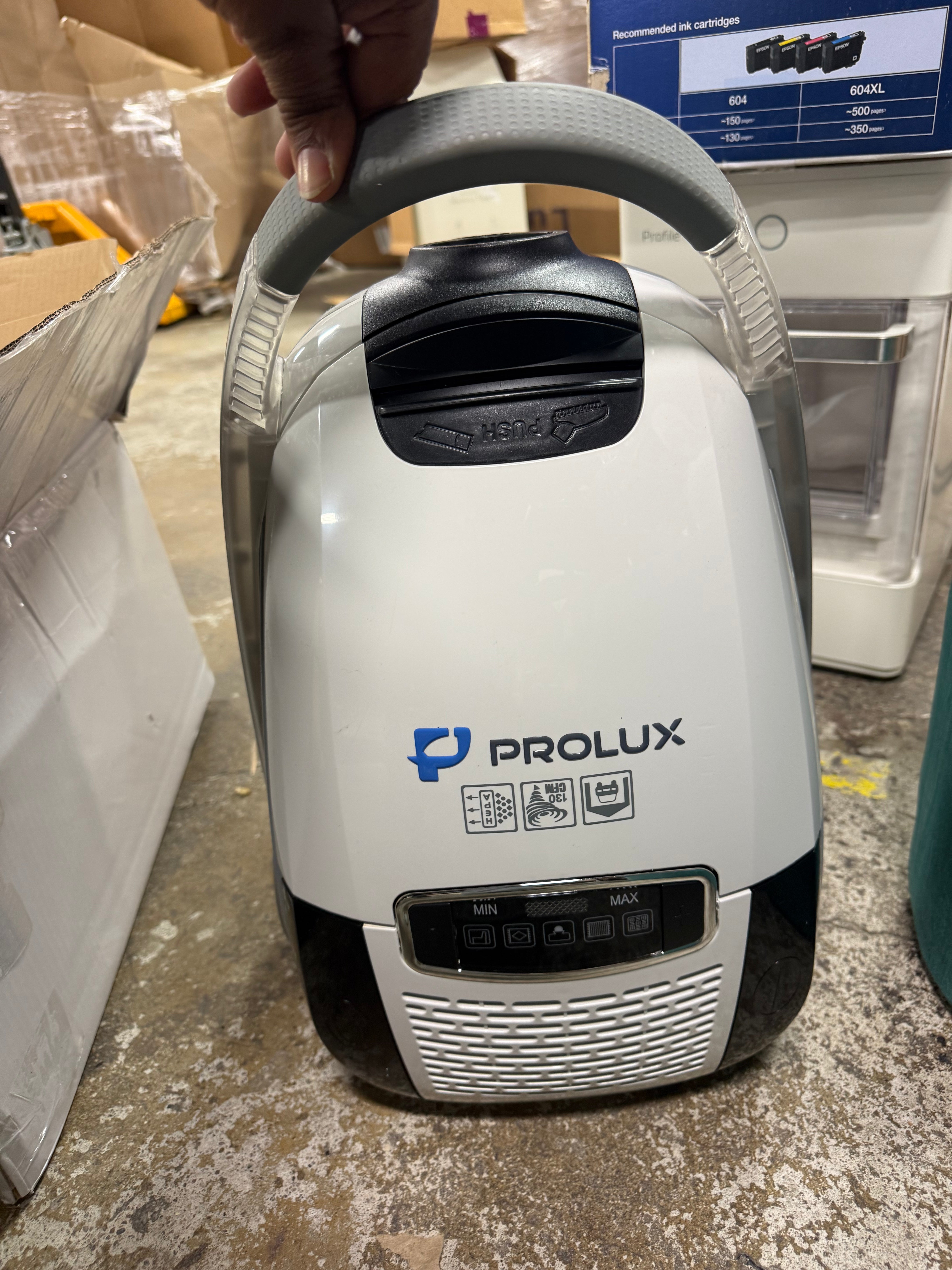 Phantom Bagged Canister Deep Cleaning PET Vacuum with Powerhead