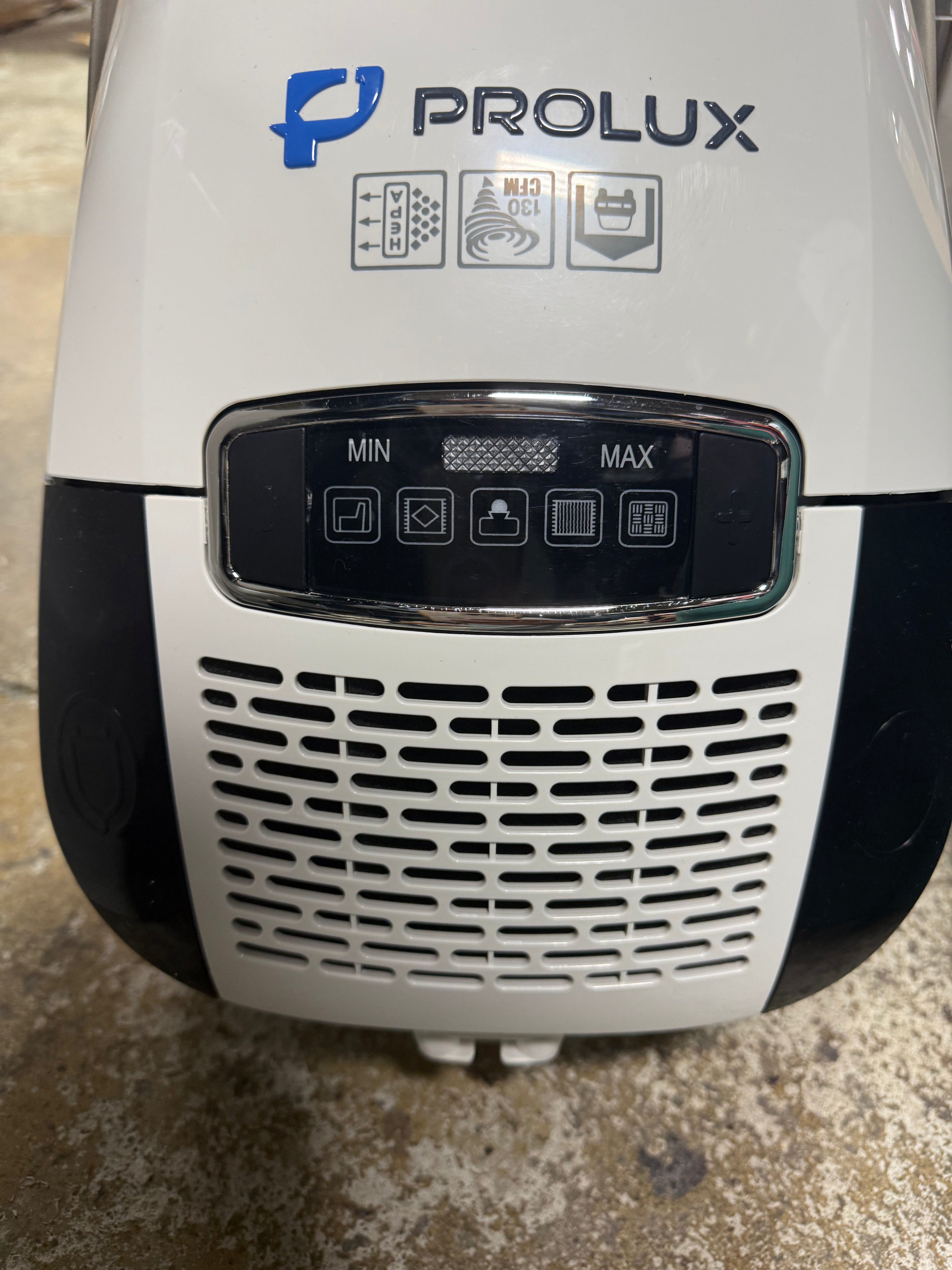 Phantom Bagged Canister Deep Cleaning PET Vacuum with Powerhead