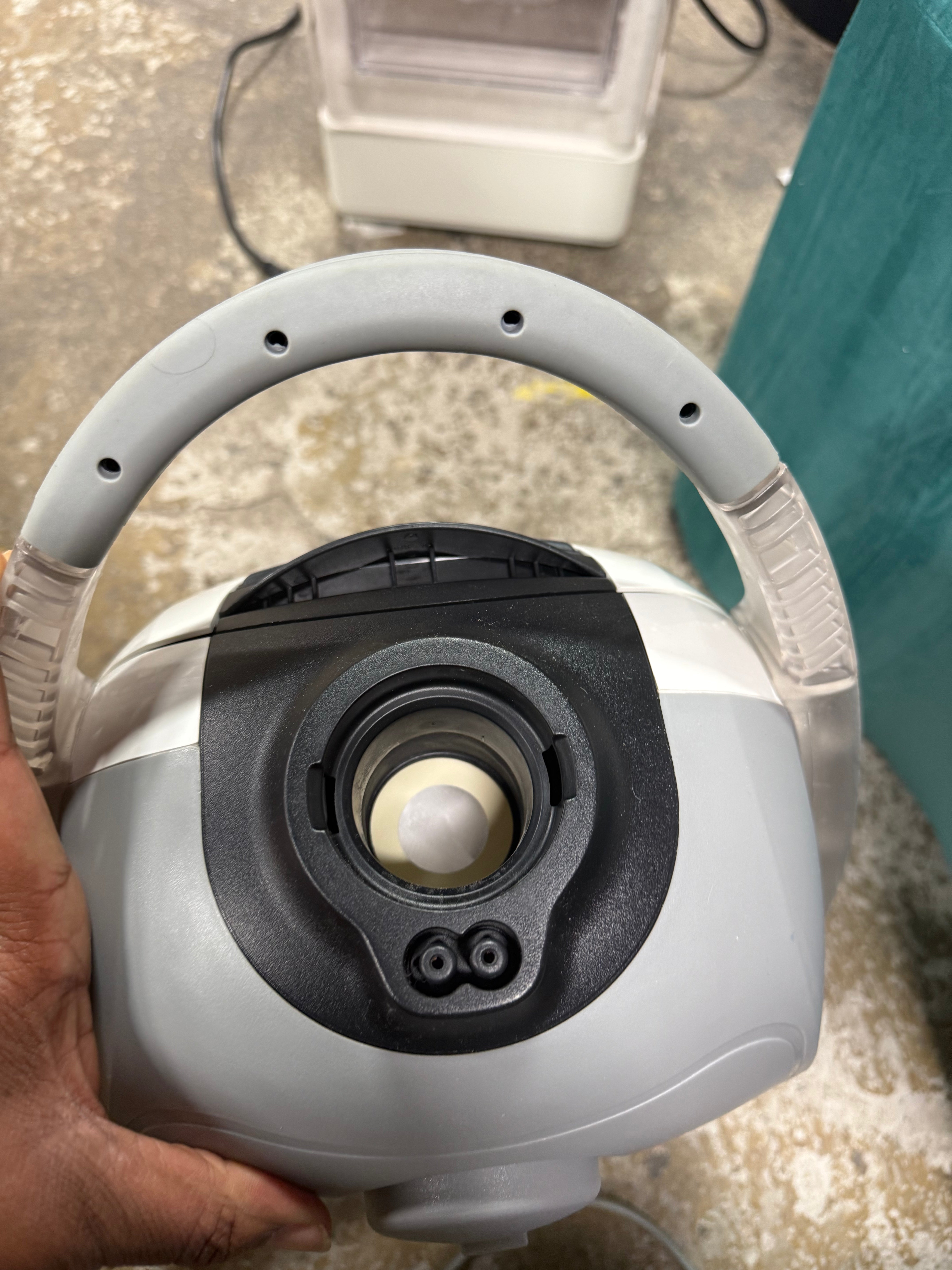 Phantom Bagged Canister Deep Cleaning PET Vacuum with Powerhead